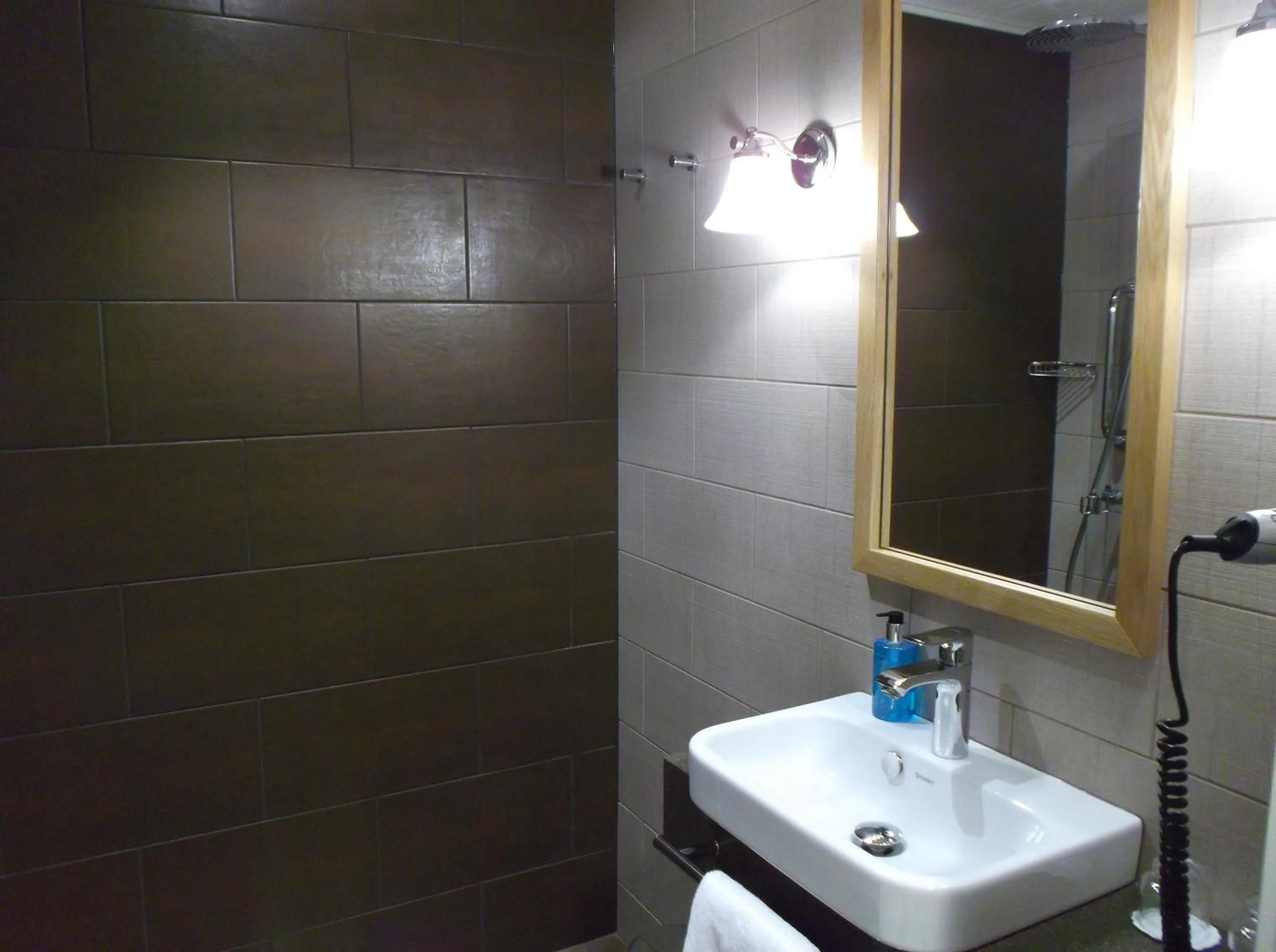 Bathroom in Hämeenkylän Kartano