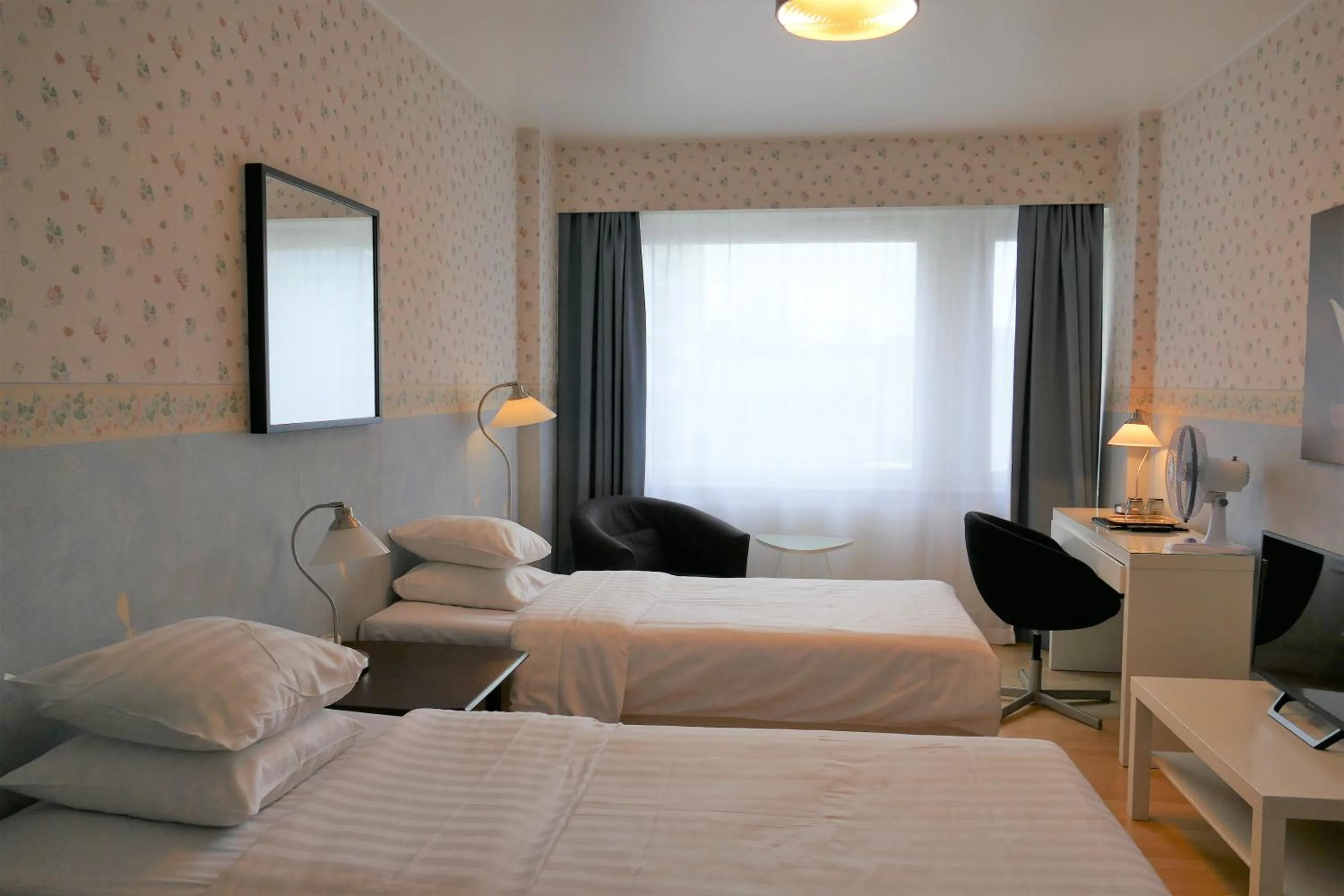 Linnanpiha Bed & Breakfast