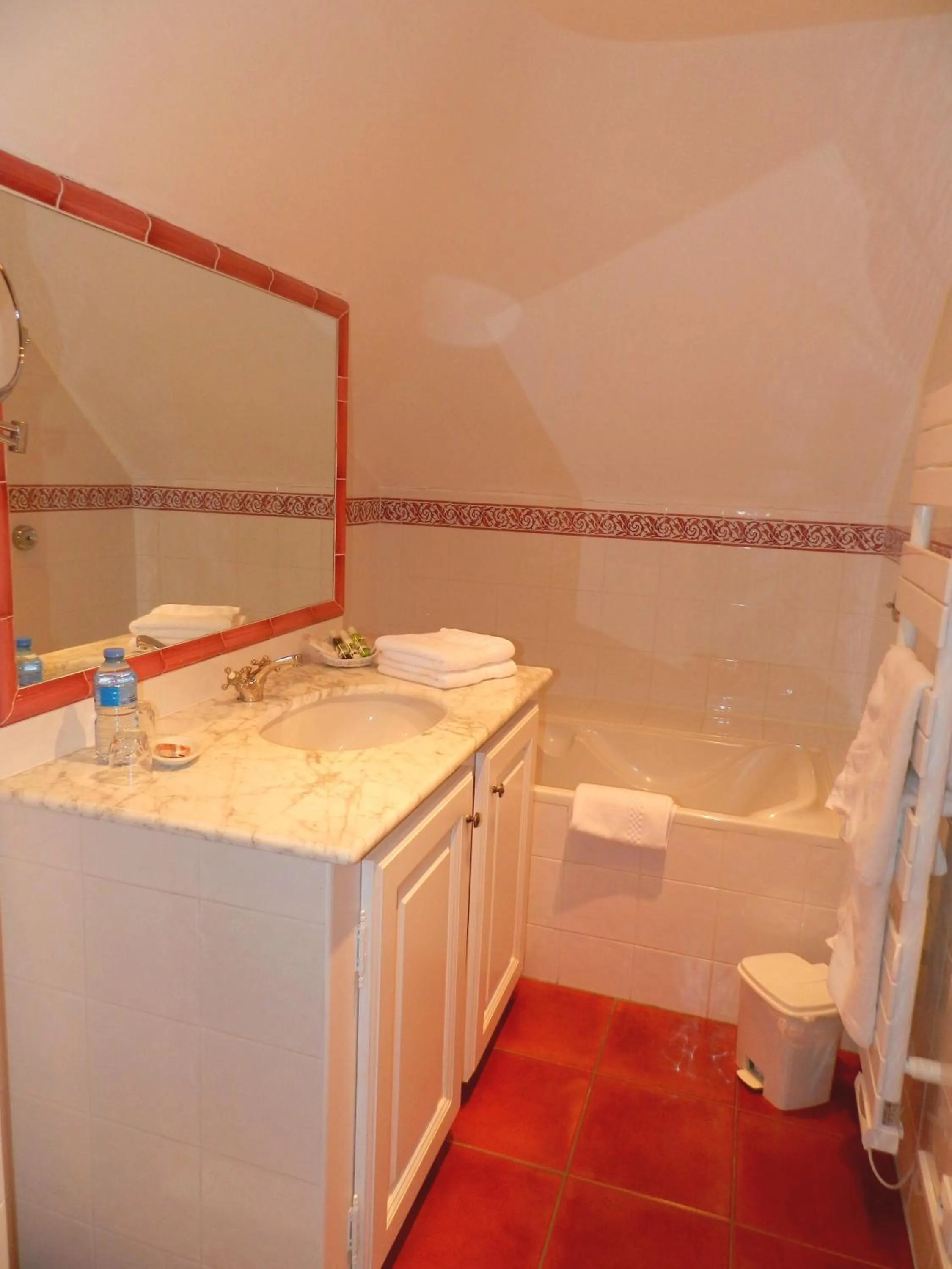 Bathroom in Château d'Urtubie