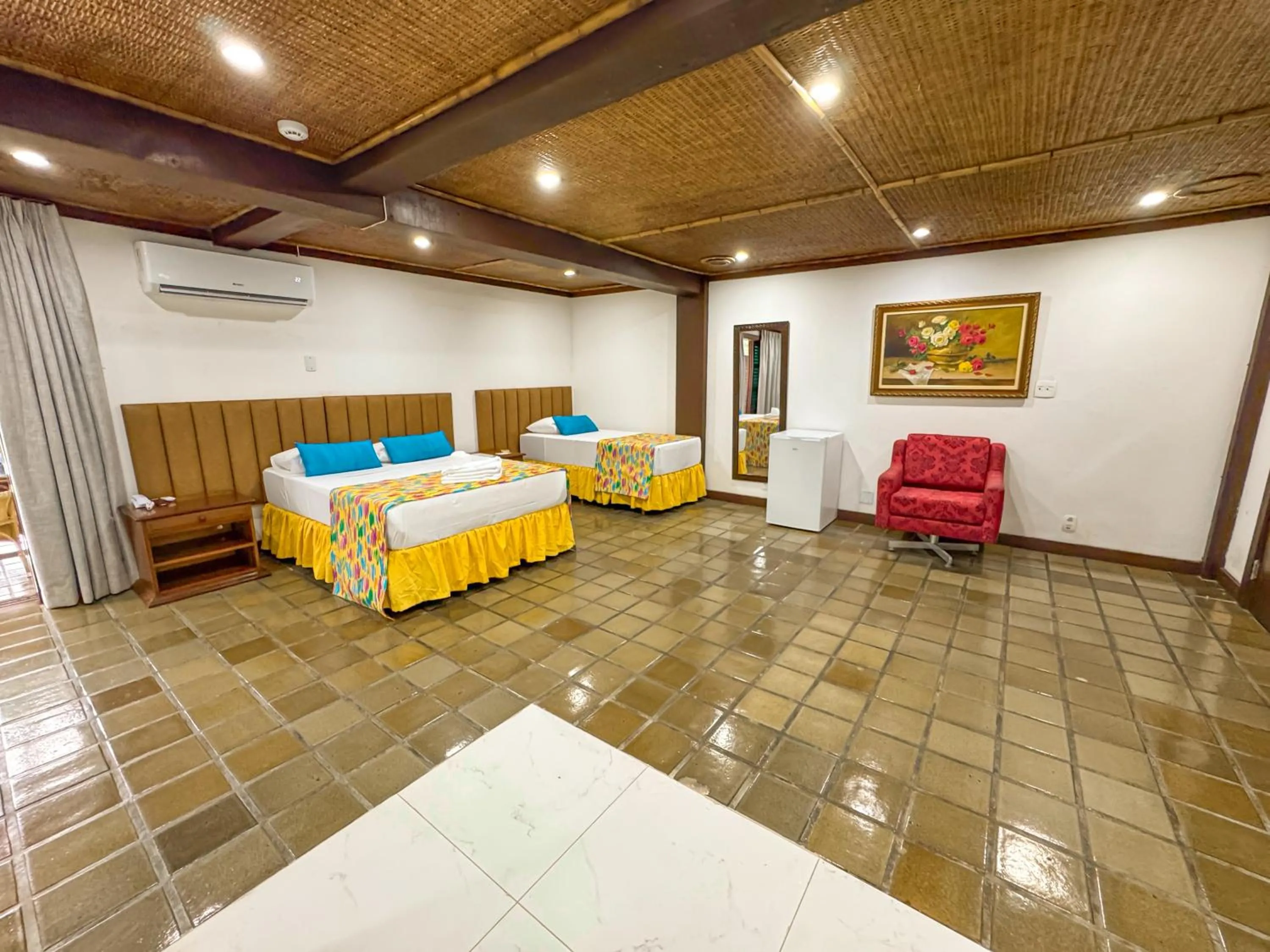 Bedroom, Bed in Hotel Nacional Inn Ubatuba - Praia das Toninhas