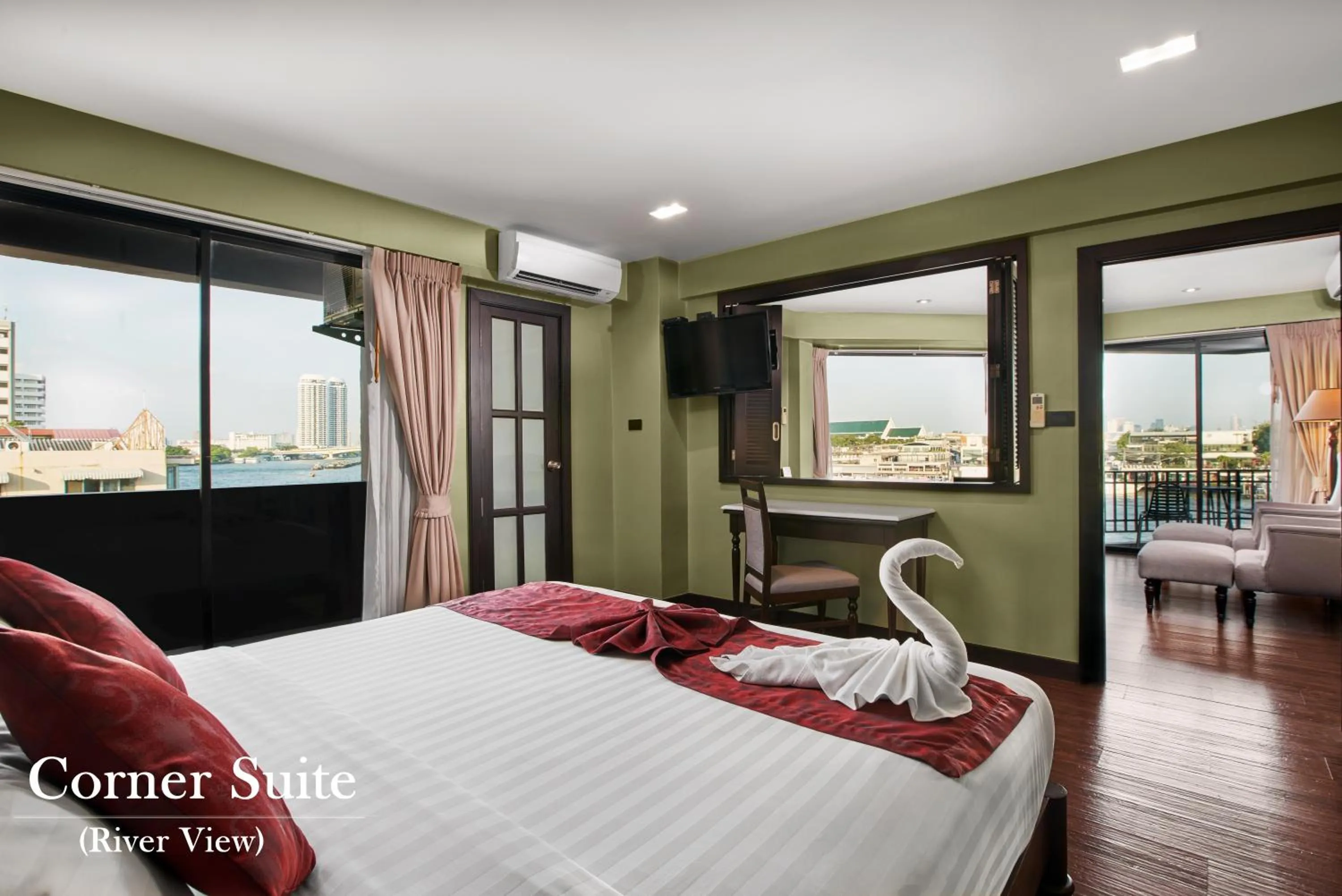 Bedroom, Bed in Baan Wanglang Riverside, Bangkok