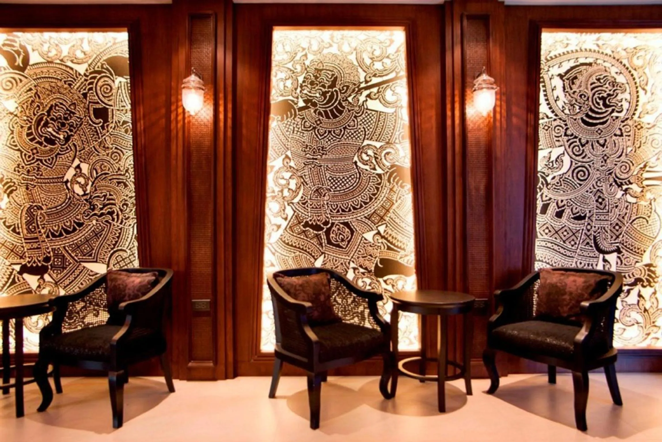 Lobby or reception in Baan Wanglang Riverside, Bangkok