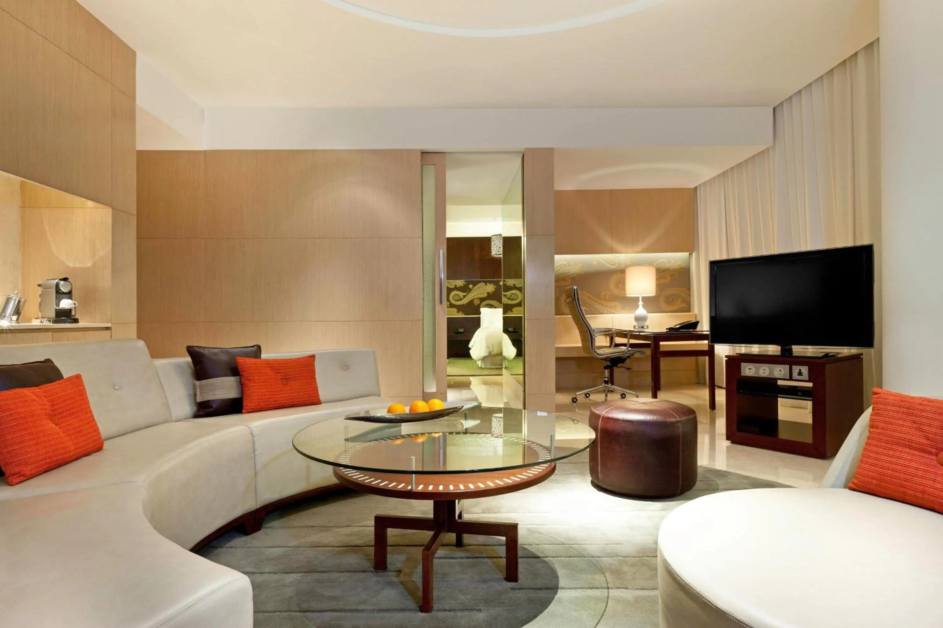 Living room in The Westin Gurgaon, New Delhi