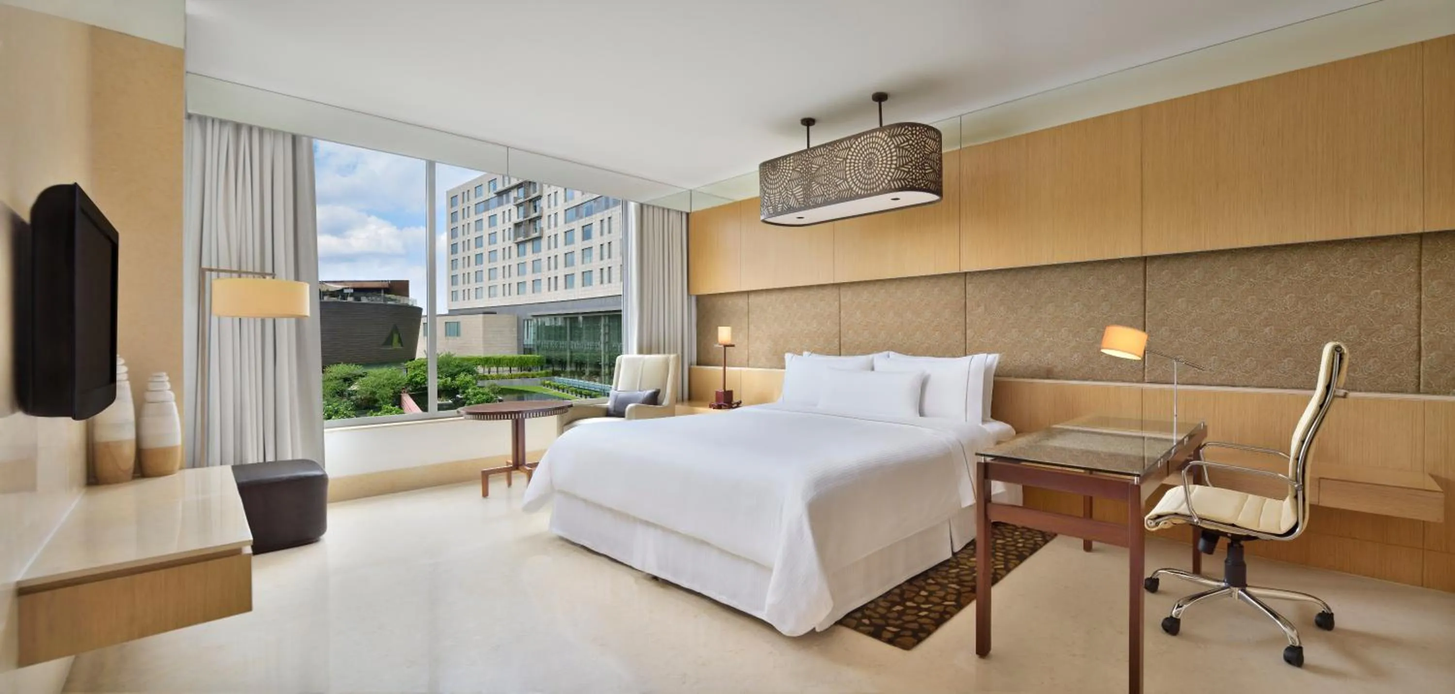Photo of the whole room, Bed in The Westin Gurgaon, New Delhi