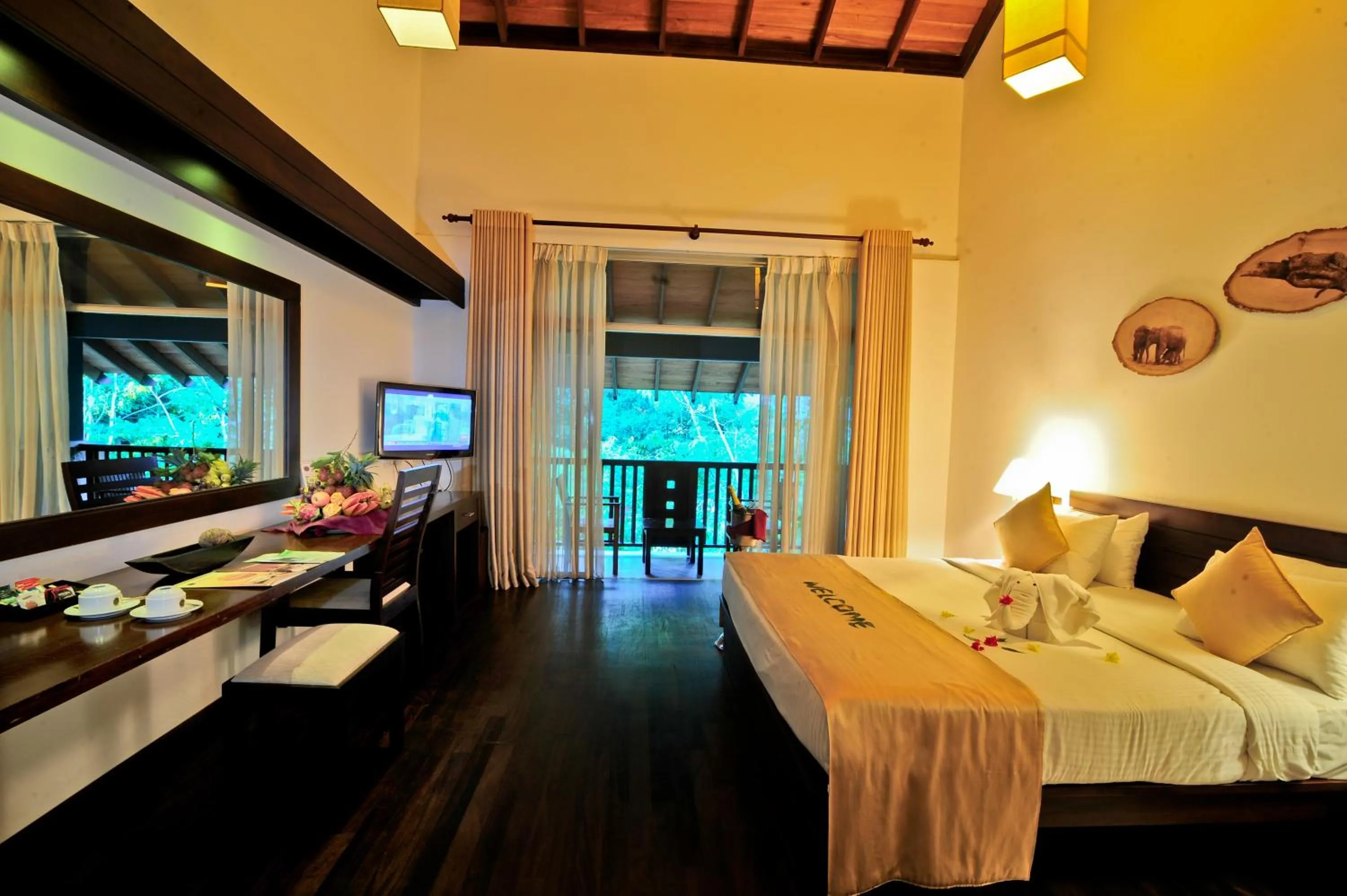 Photo of the whole room, Bed in Grand Udawalawe Safari Resort