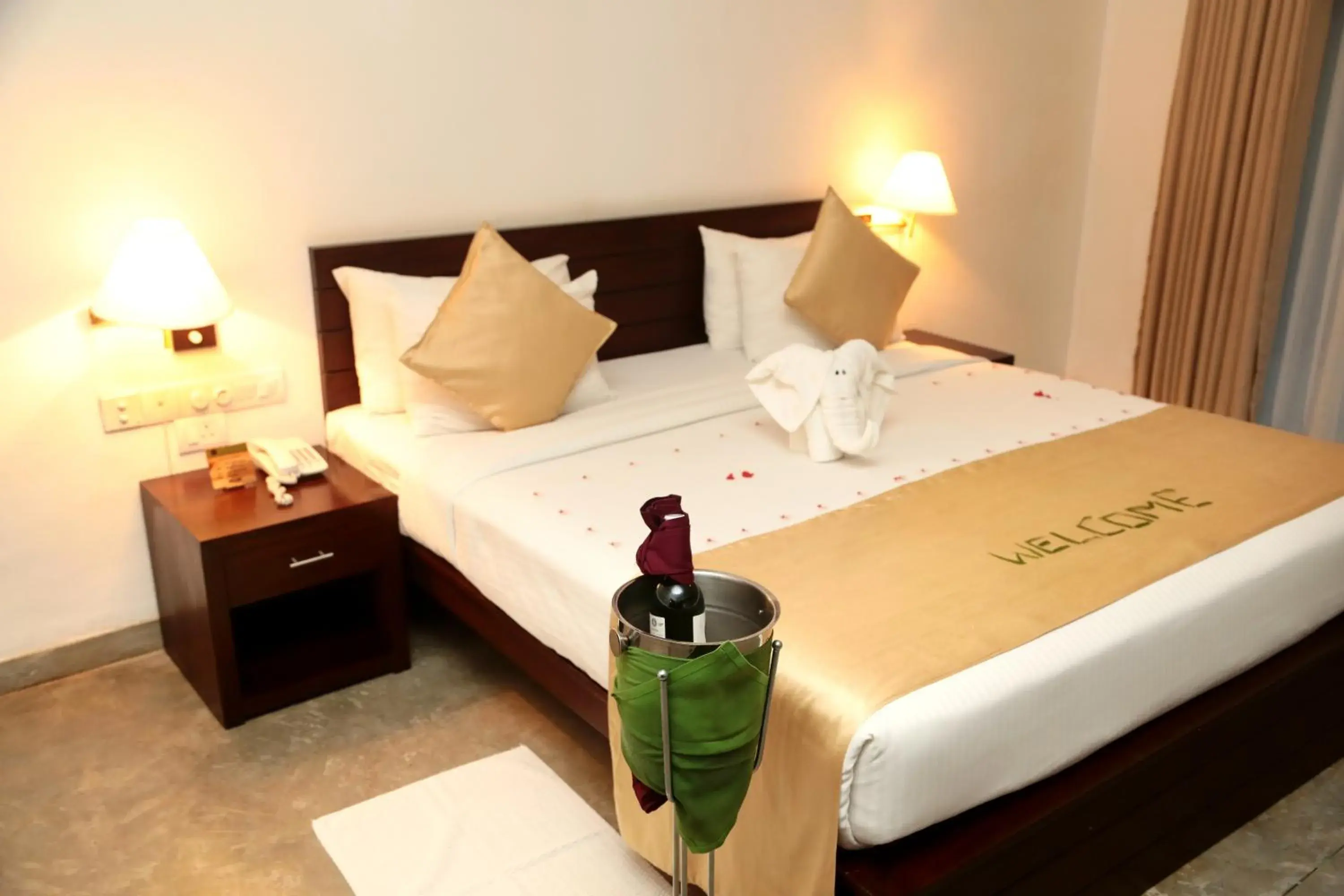 Bedroom, Bed in Grand Udawalawe Safari Resort Bedroom, Bed in Grand Udawalawe Safari Resort