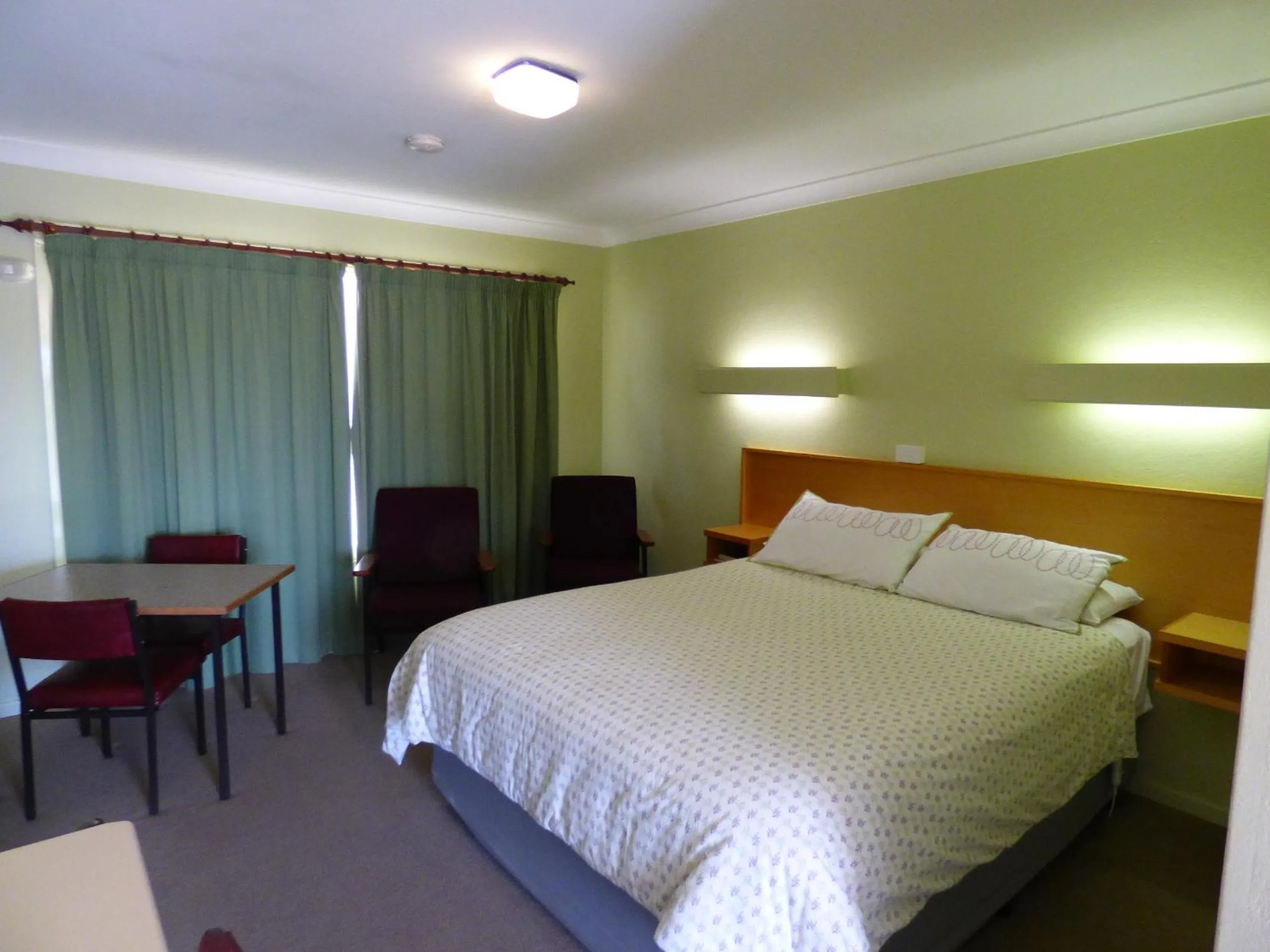 Bedroom, Bed in Anna Bella Motel Glen Innes