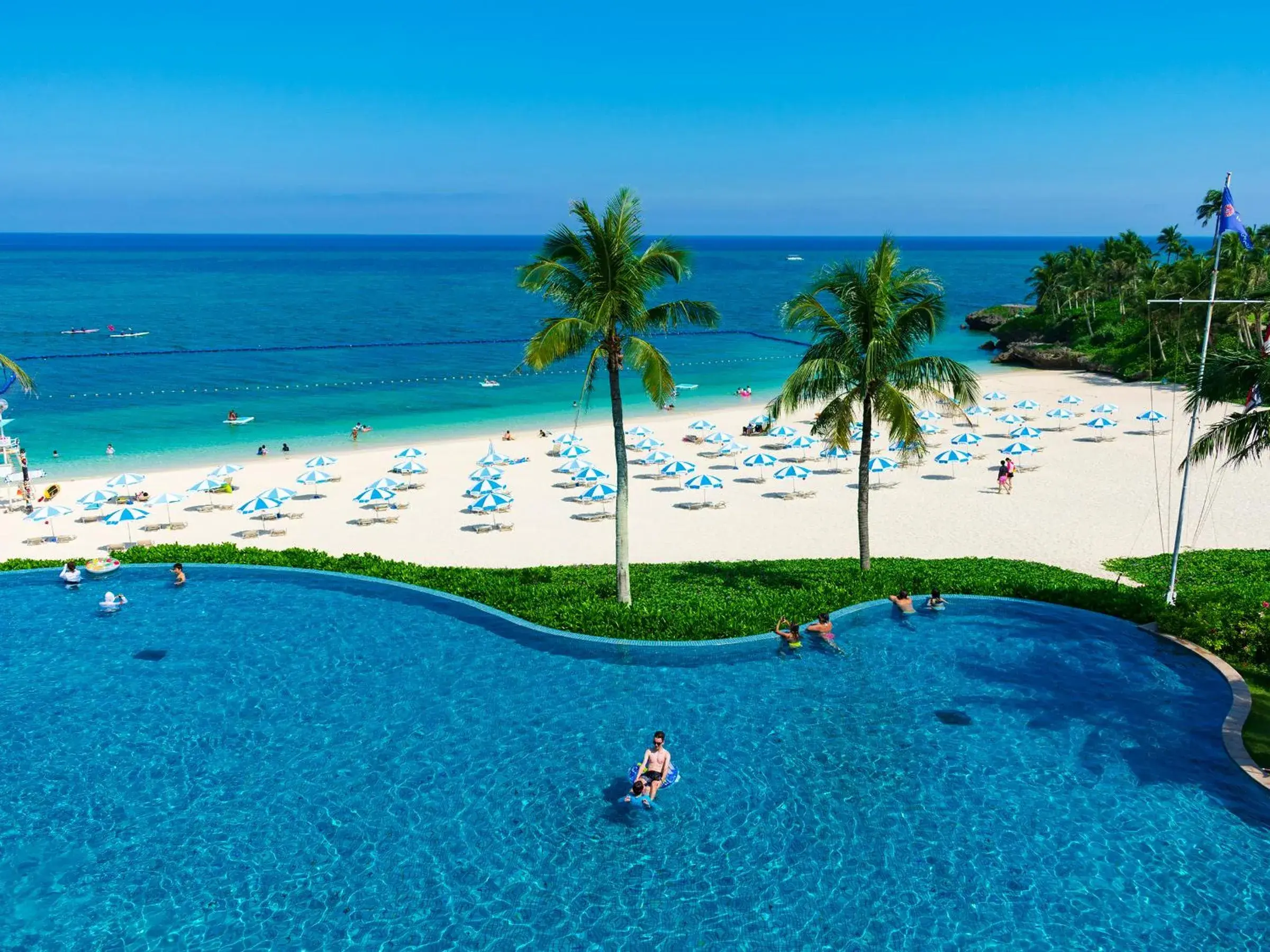 The Moon Beach Museum Resort The Moon Beach Museum Resort