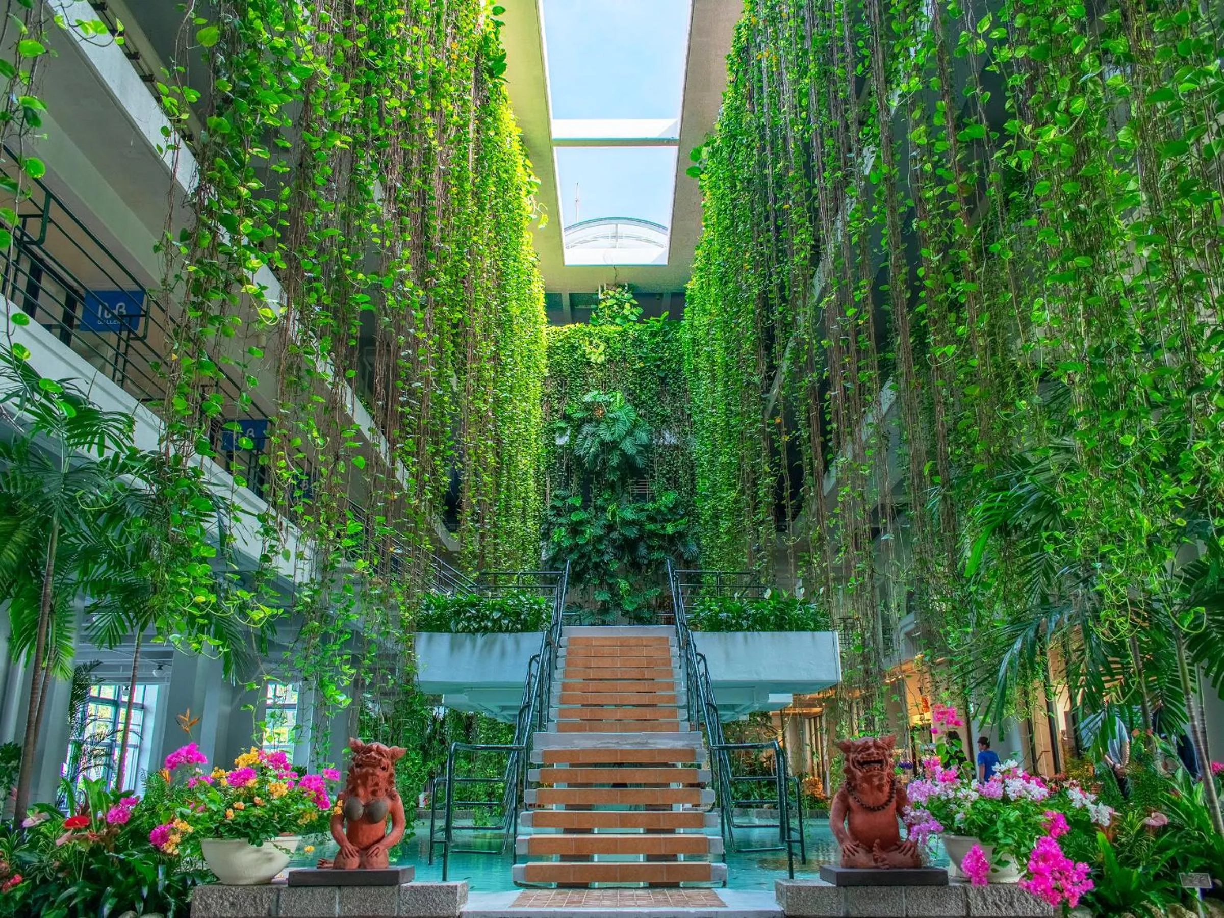 On site in The Moon Beach Museum Resort