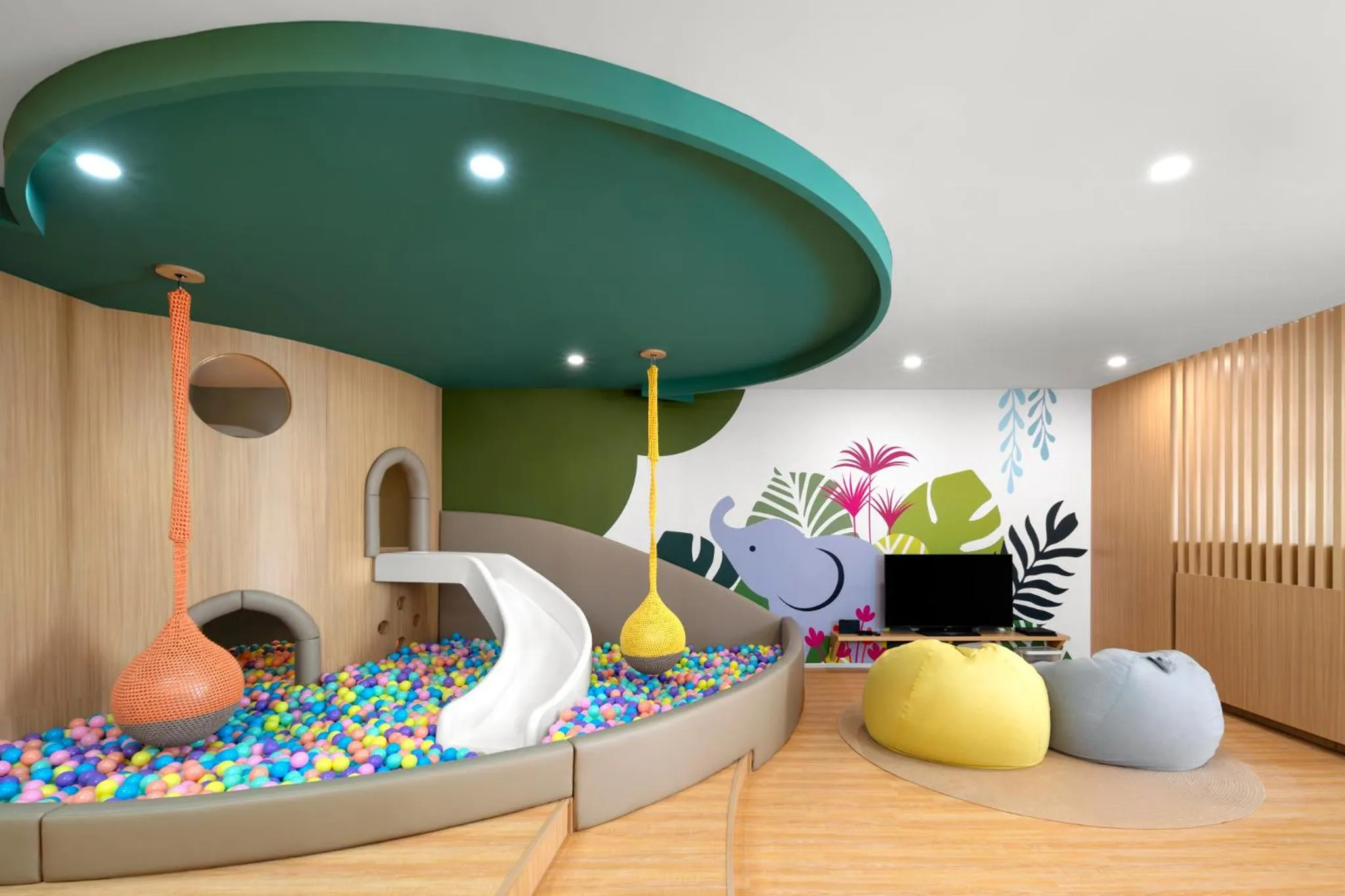 Kids's club in Anantara Hua Hin Resort