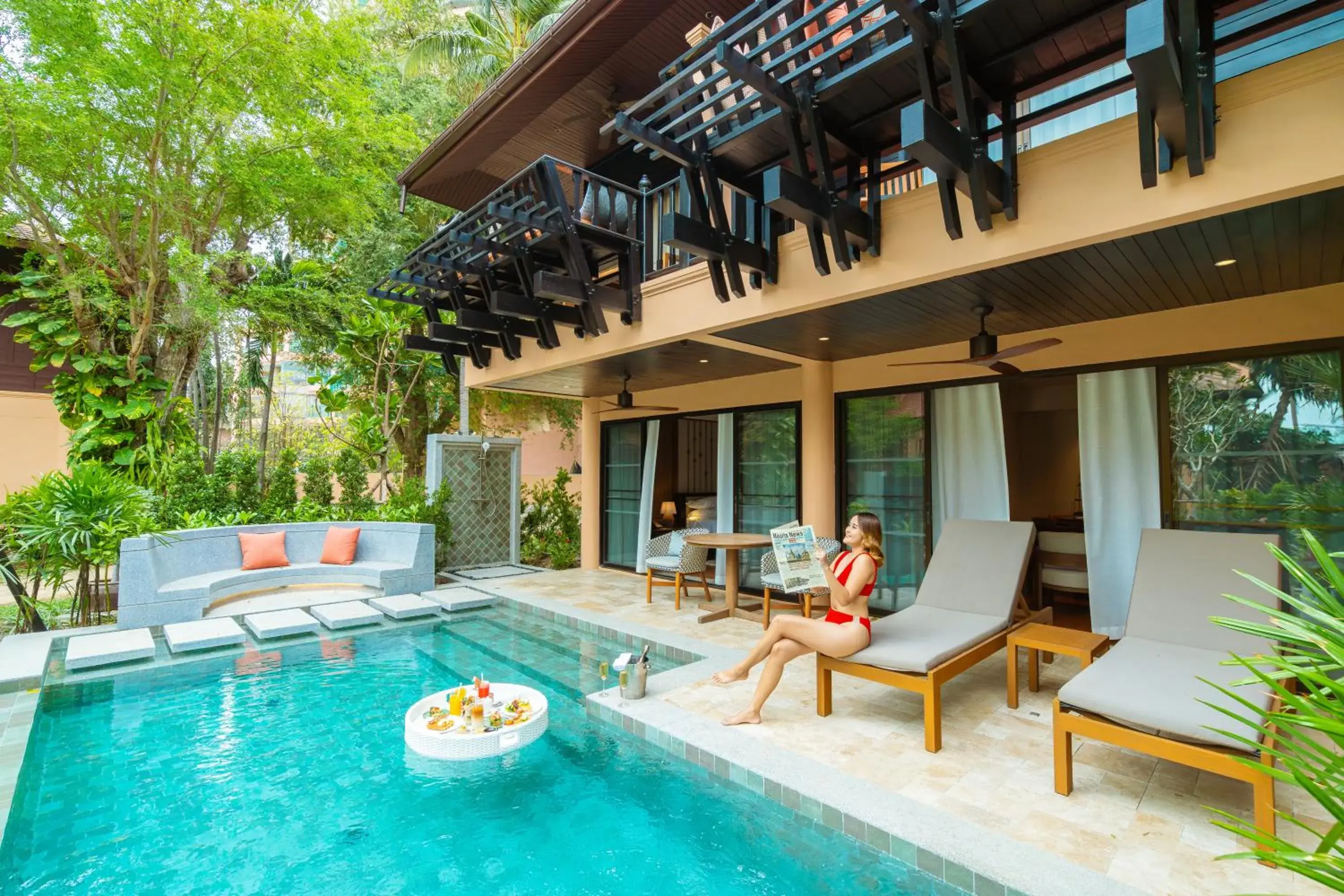 Pool view in Anantara Hua Hin Resort Pool view in Anantara Hua Hin Resort