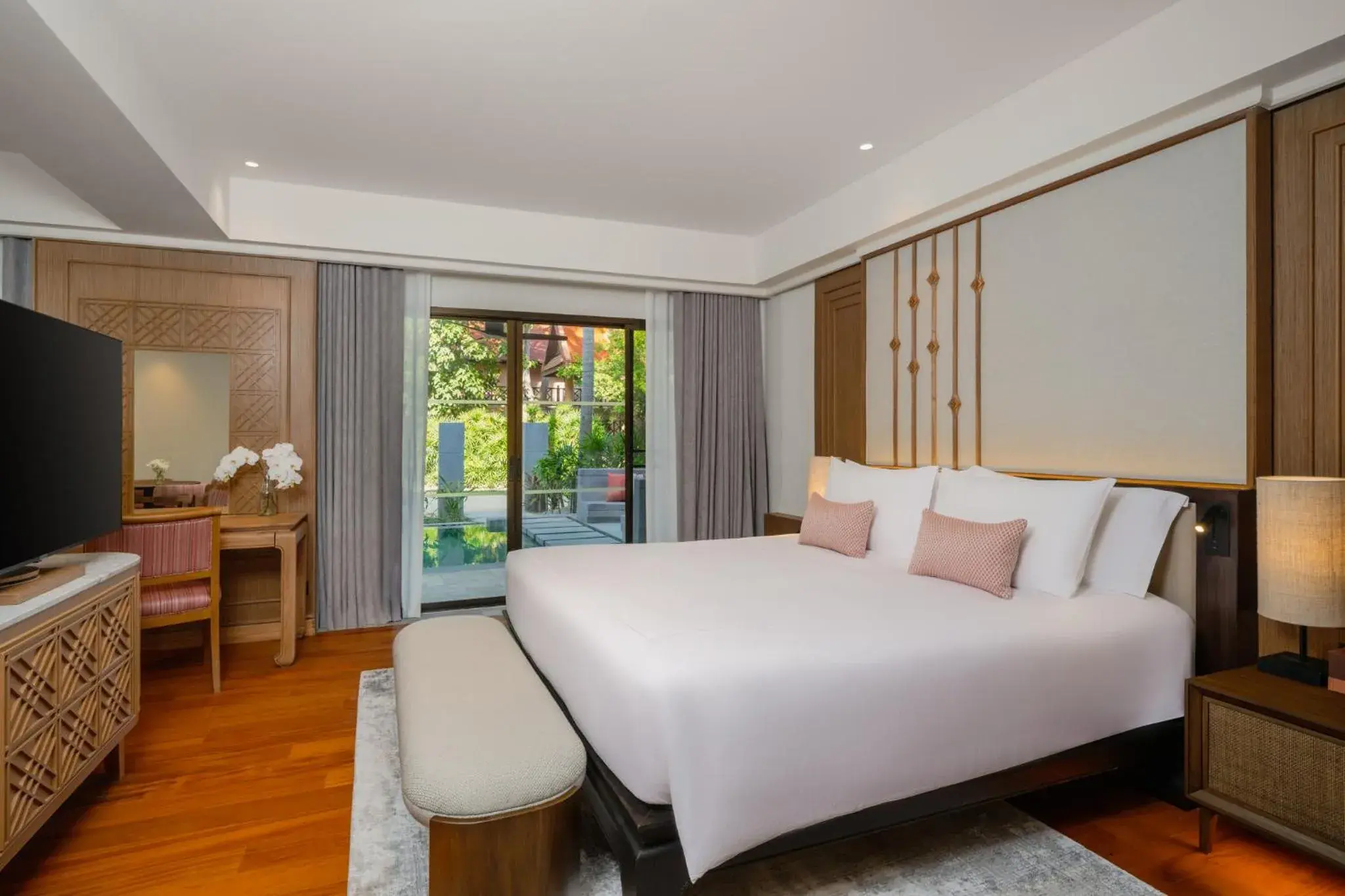 Bed in Anantara Hua Hin Resort Bed in Anantara Hua Hin Resort