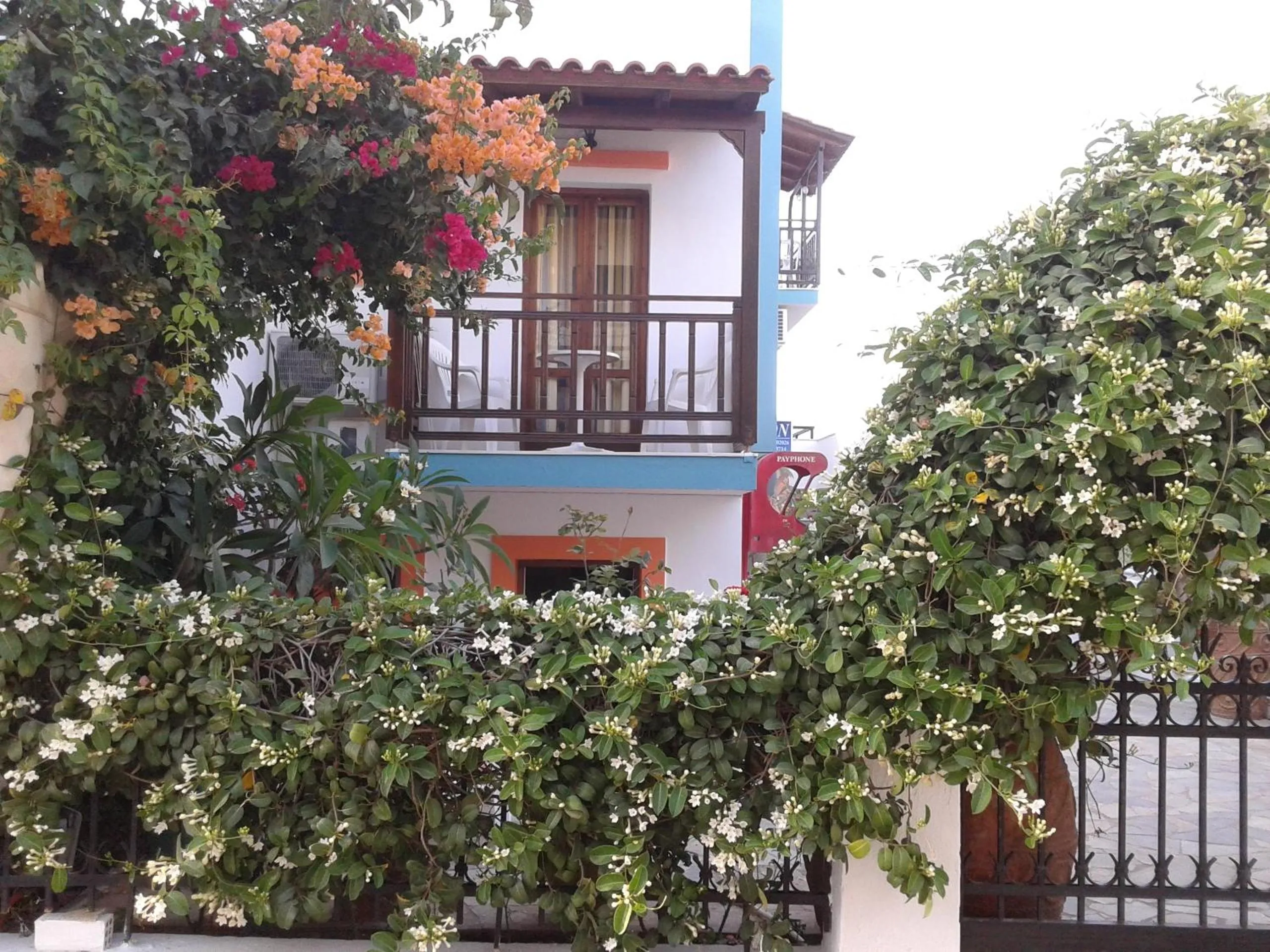 Property building in Creta Mar-Gio