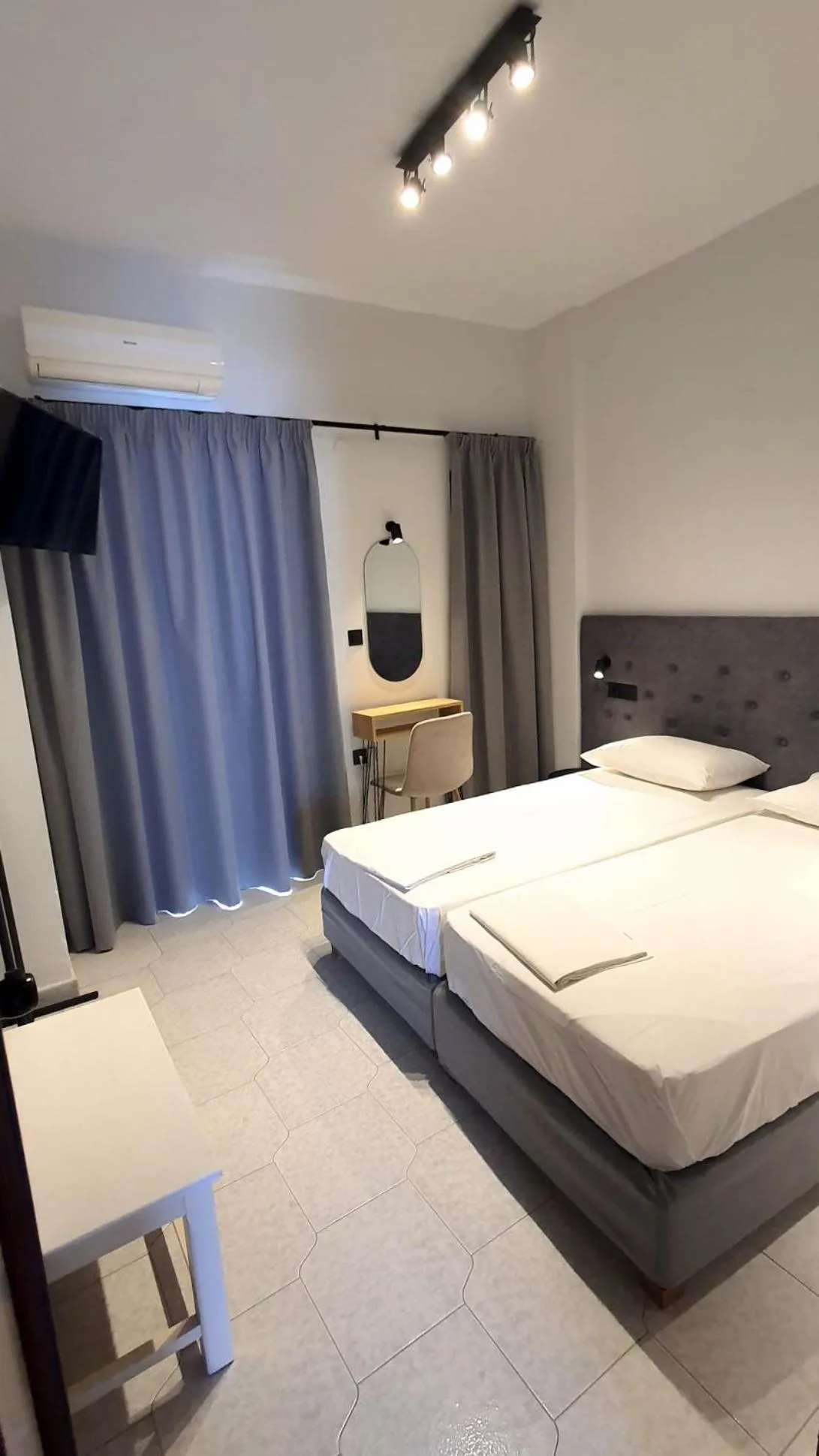 Bed in Creta Mar-Gio