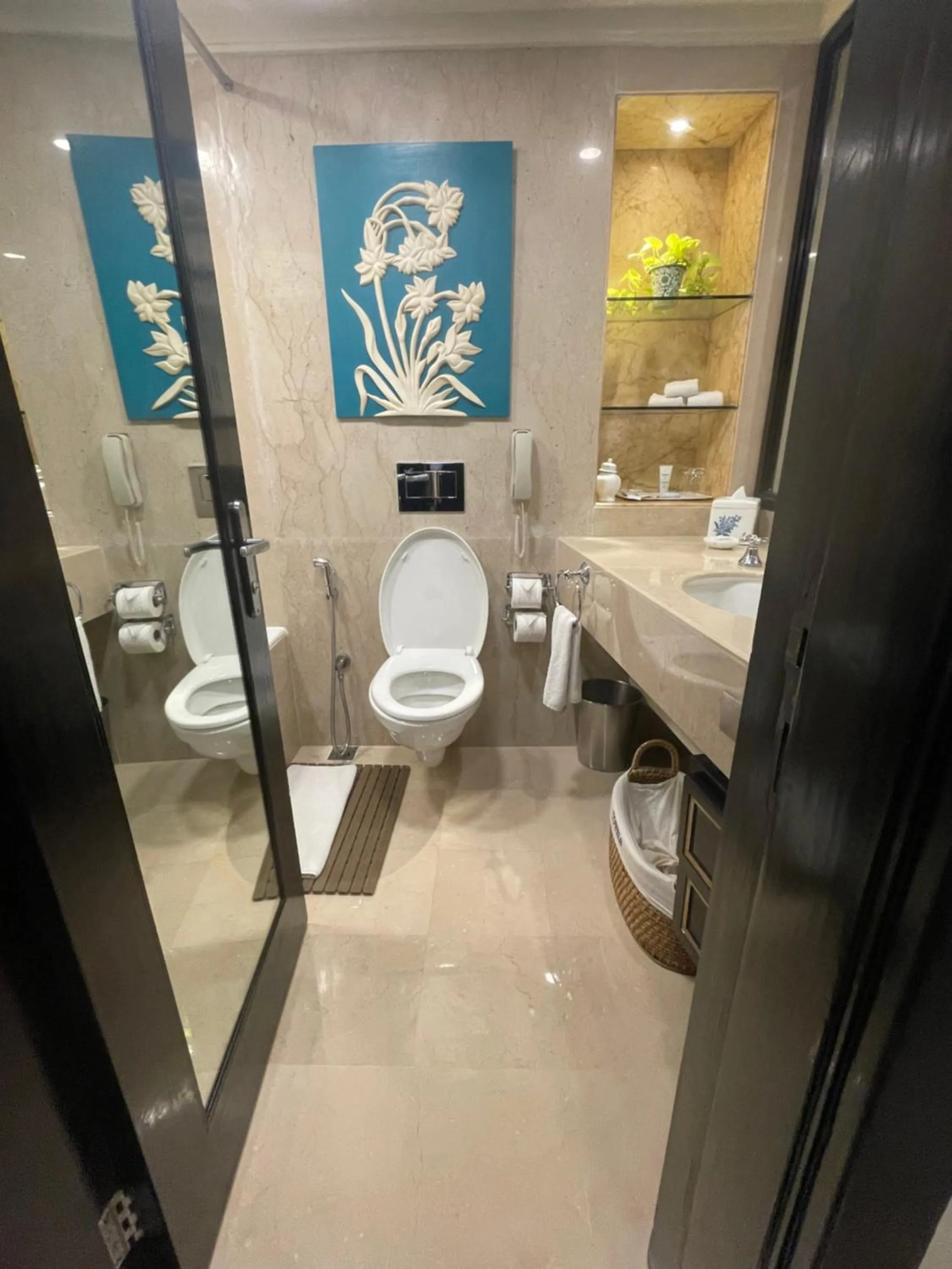 Bathroom in ITC Maurya, a Luxury Collection Hotel, New Delhi