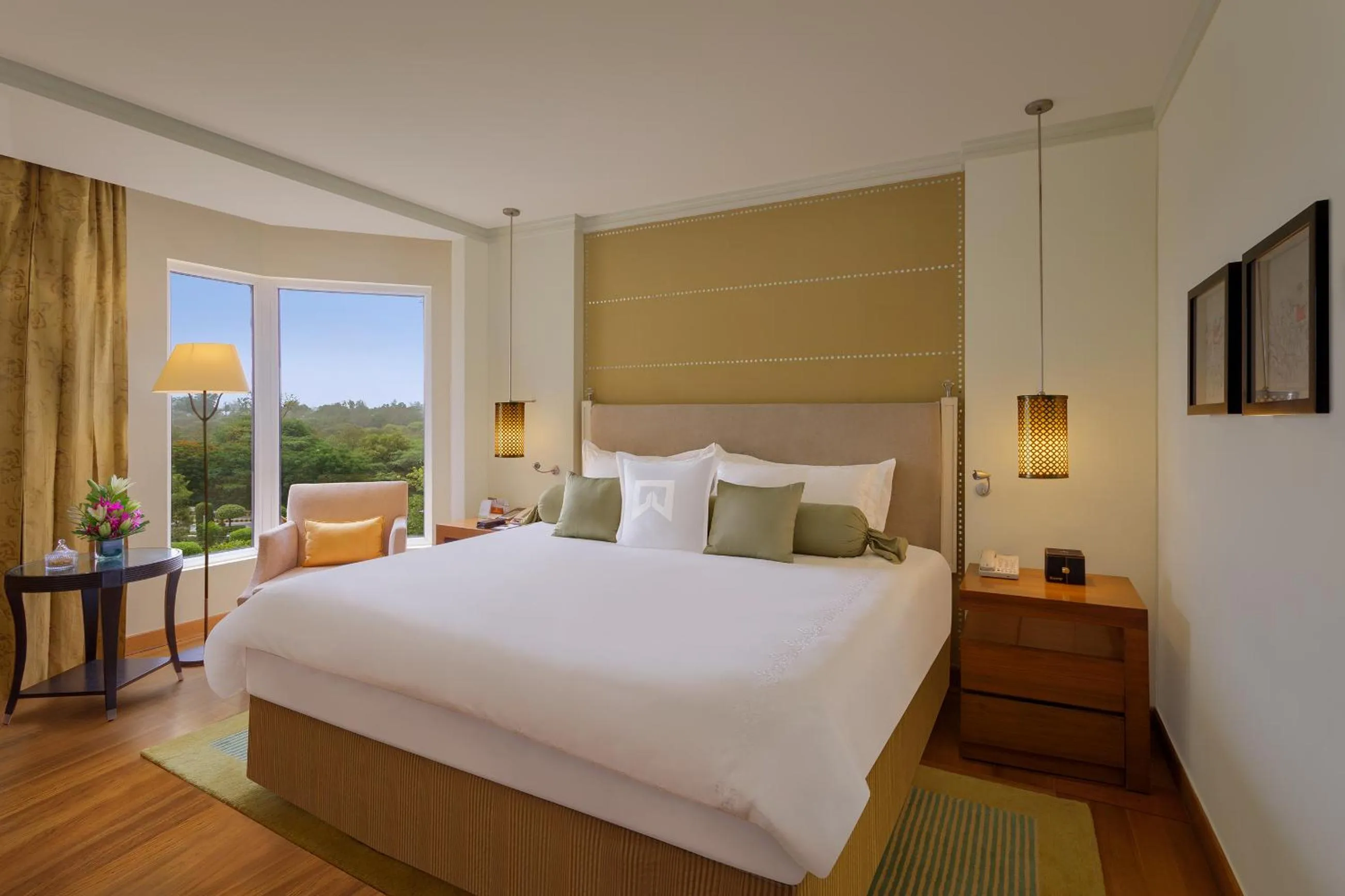 Bedroom, Bed in ITC Maurya, a Luxury Collection Hotel, New Delhi