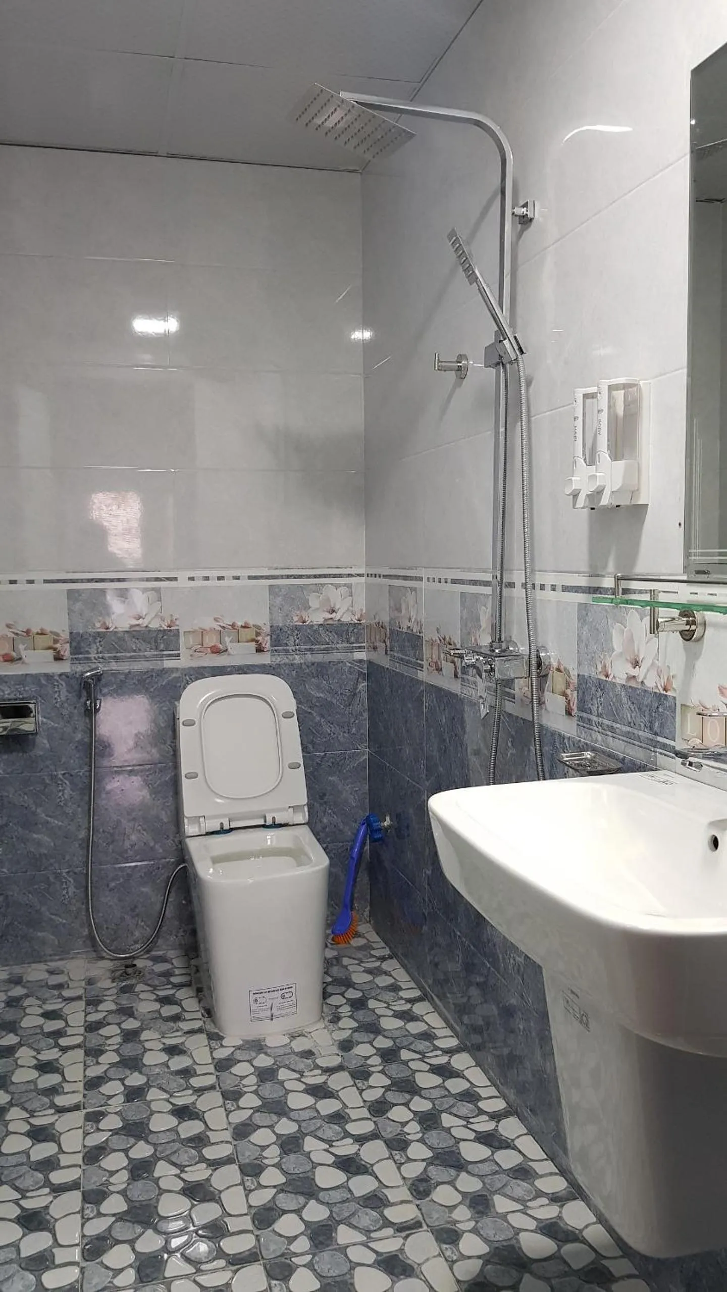 Bathroom in Xuan Thanh Hotel