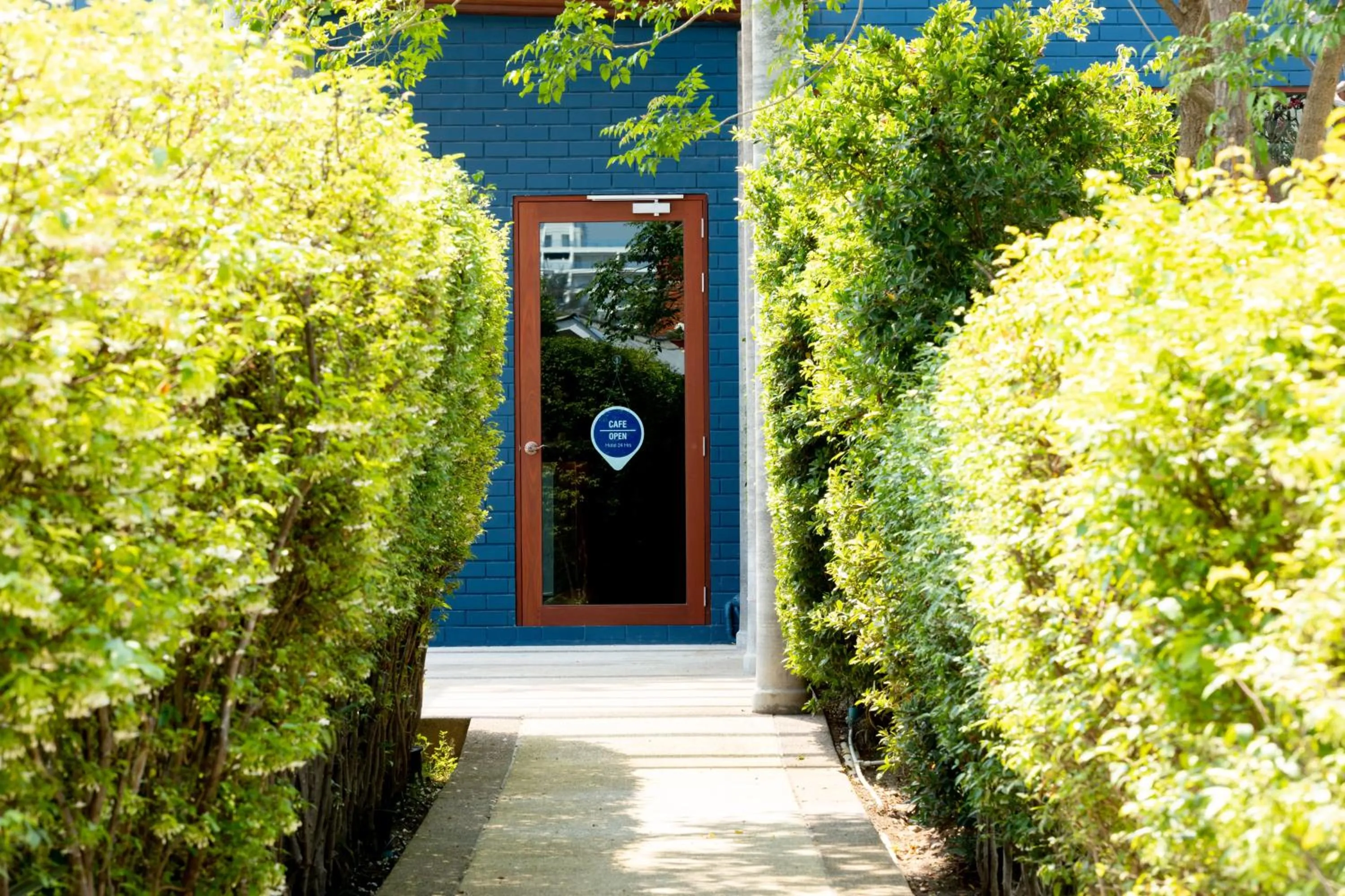 Property building in Kochira