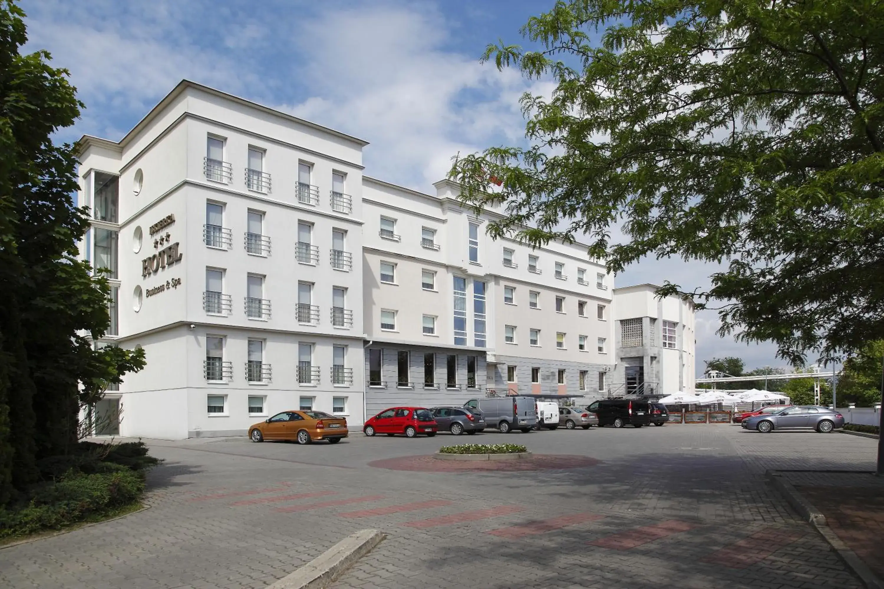 Hotel Iskierka Business & Spa Hotel Iskierka Business & Spa