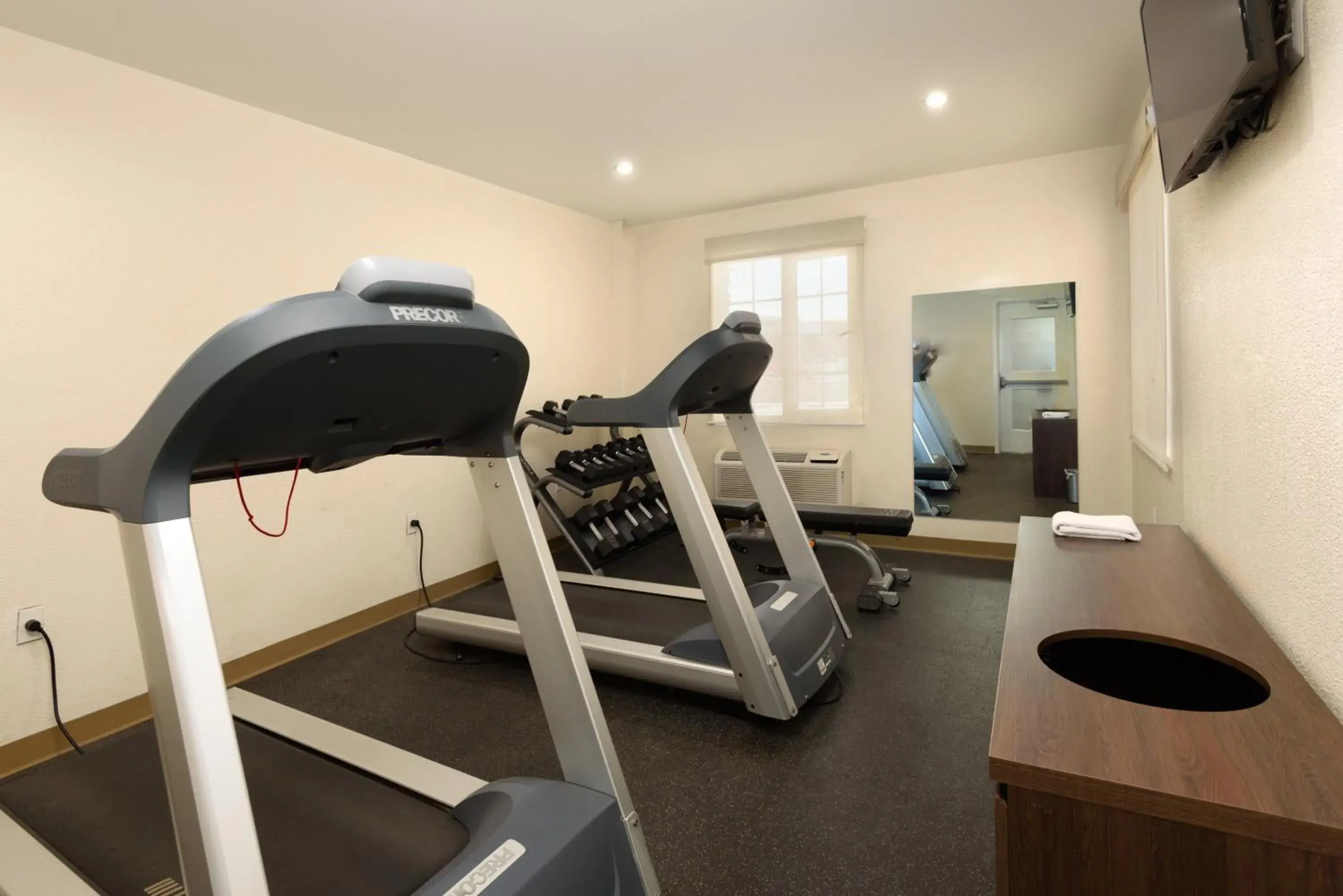 Fitness centre/facilities in Extended Suites Queretaro Juriquilla Fitness centre/facilities in Extended Suites Queretaro Juriquilla
