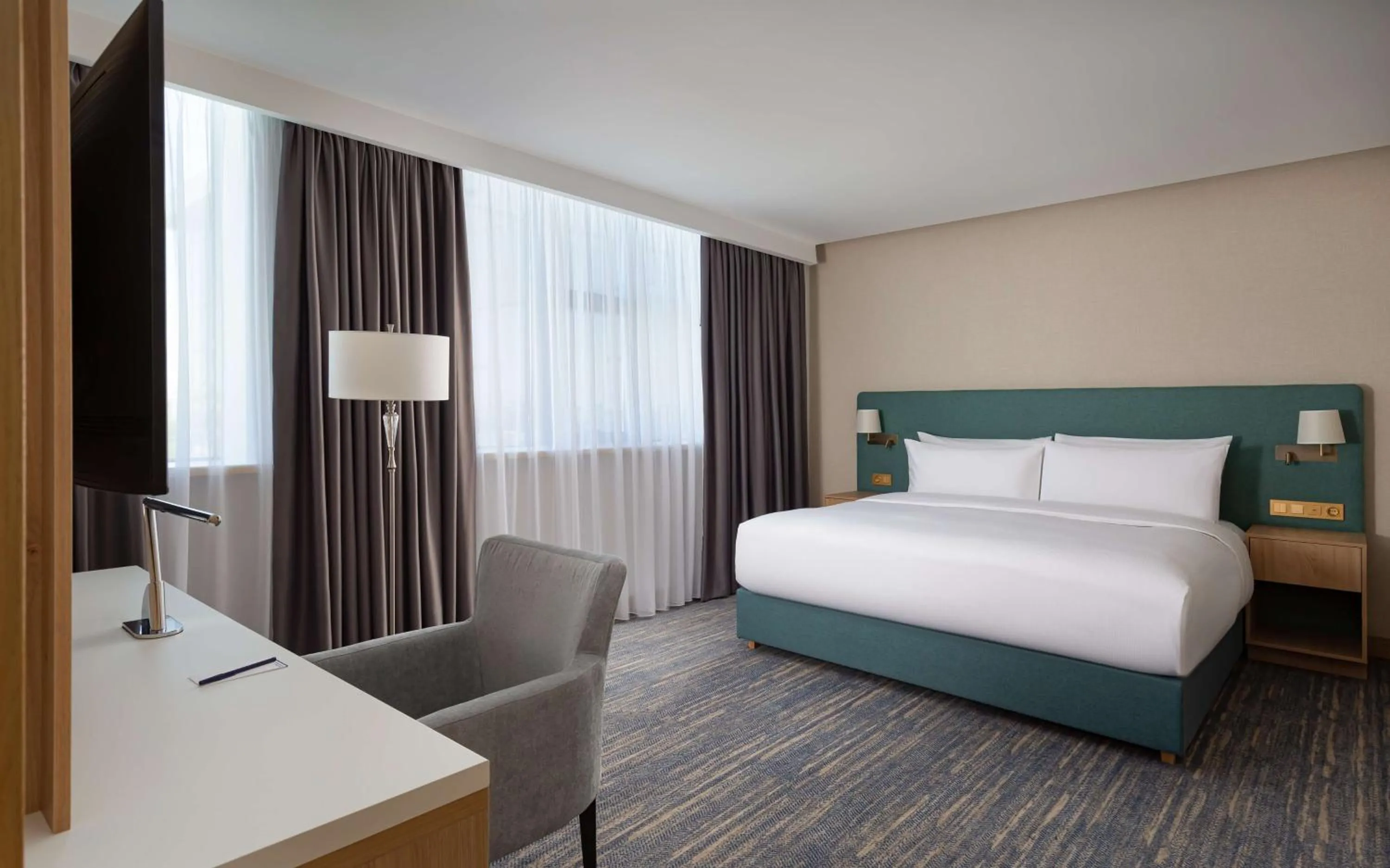 Bedroom, Bed in DoubleTree by Hilton Shymkent
