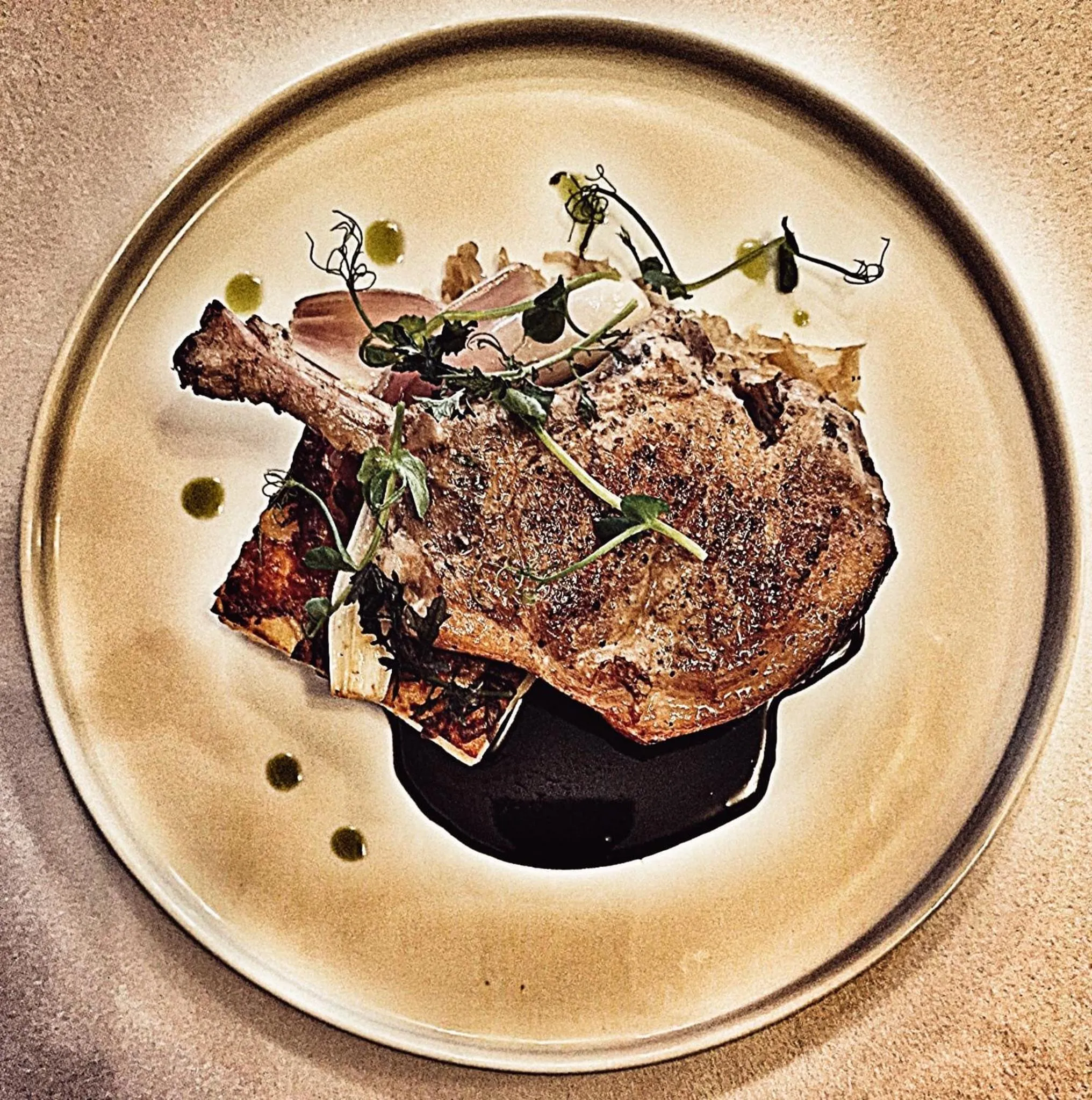 Food in Hotel i Restauracja w Luboniu