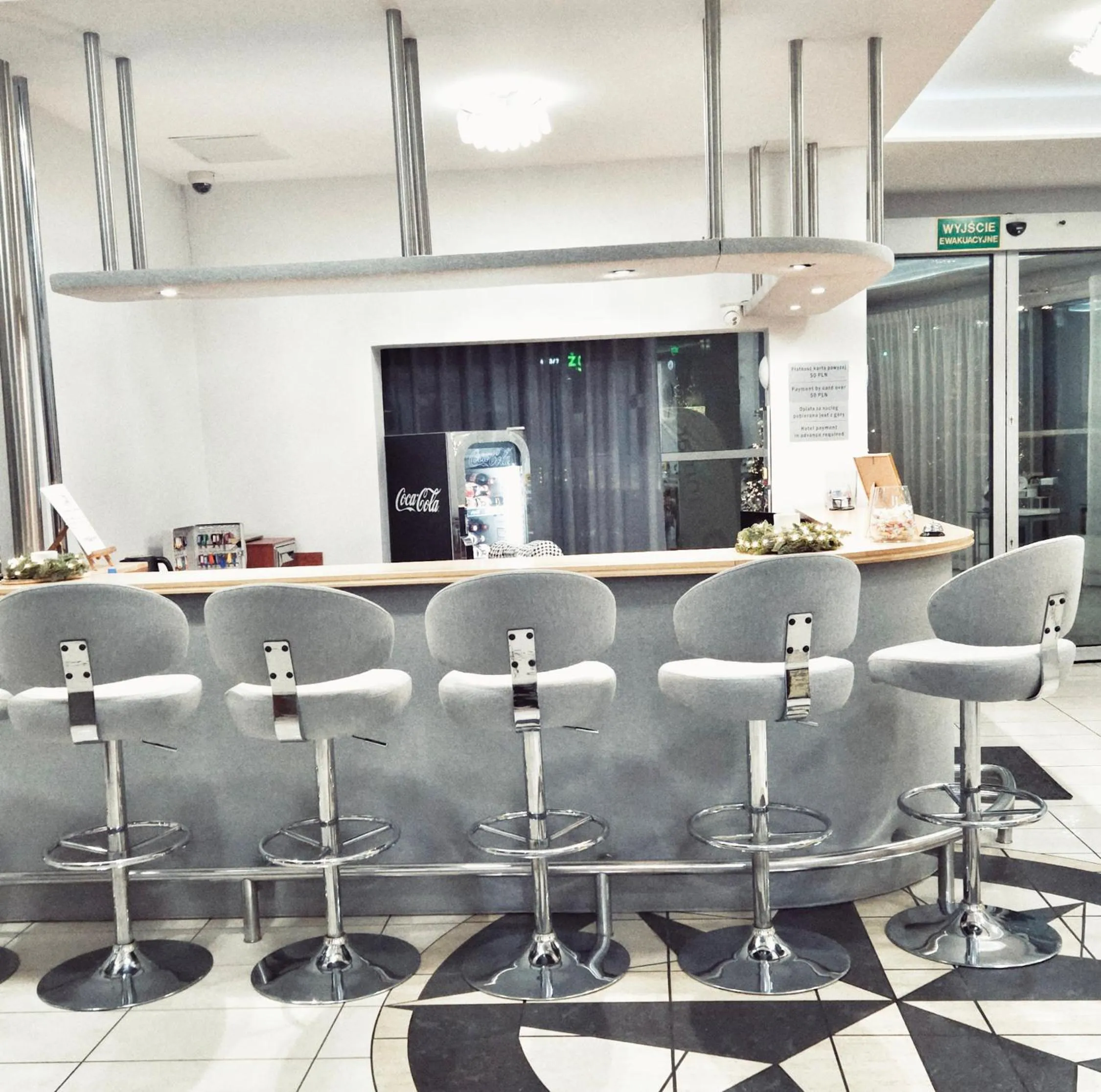 Lobby or reception in Hotel i Restauracja w Luboniu