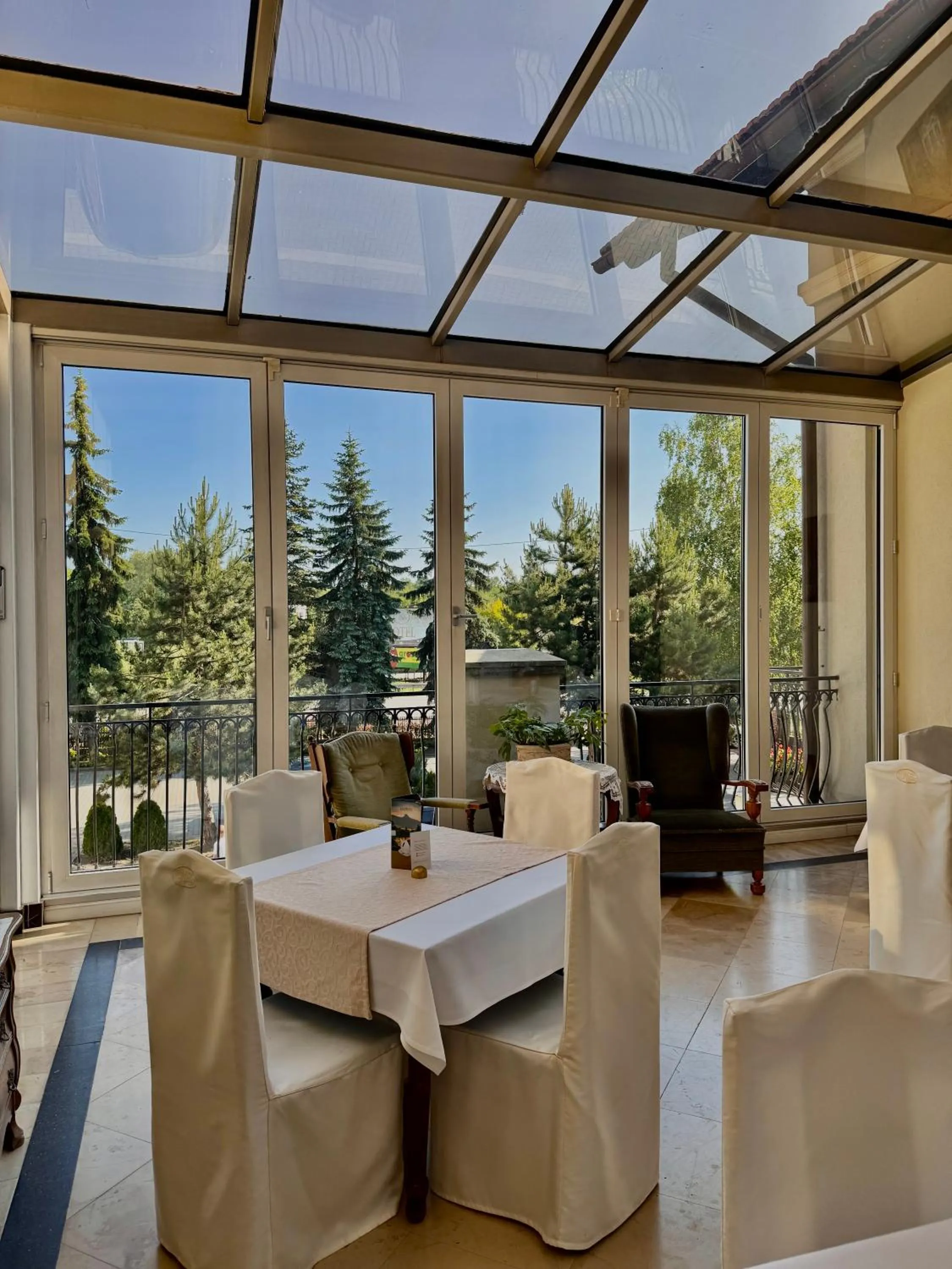 Patio in Hotel Mateo