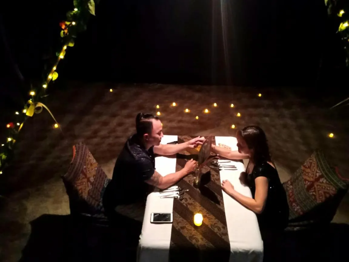 Guests in Alden Beach House