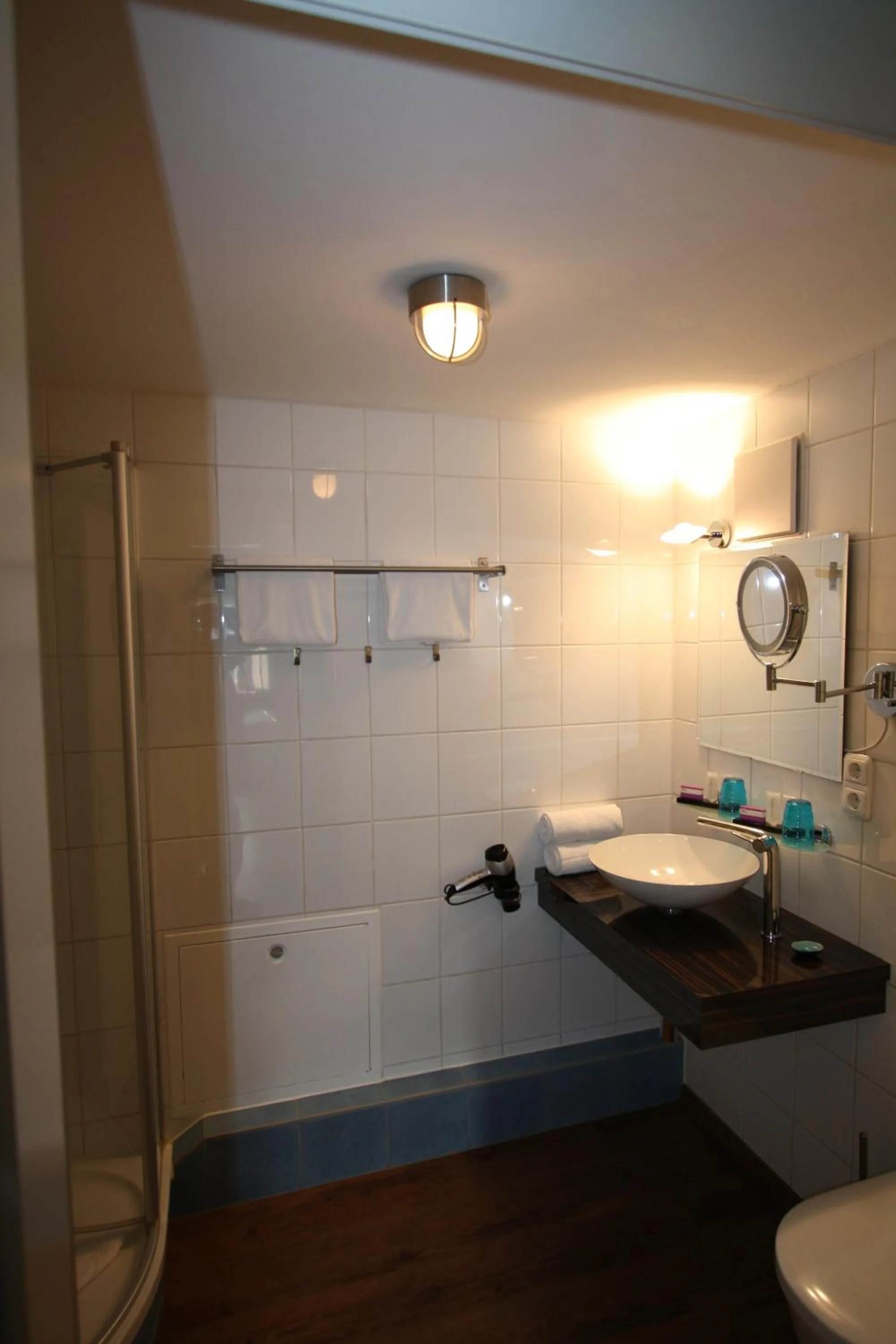 Bathroom in Elements Hotel