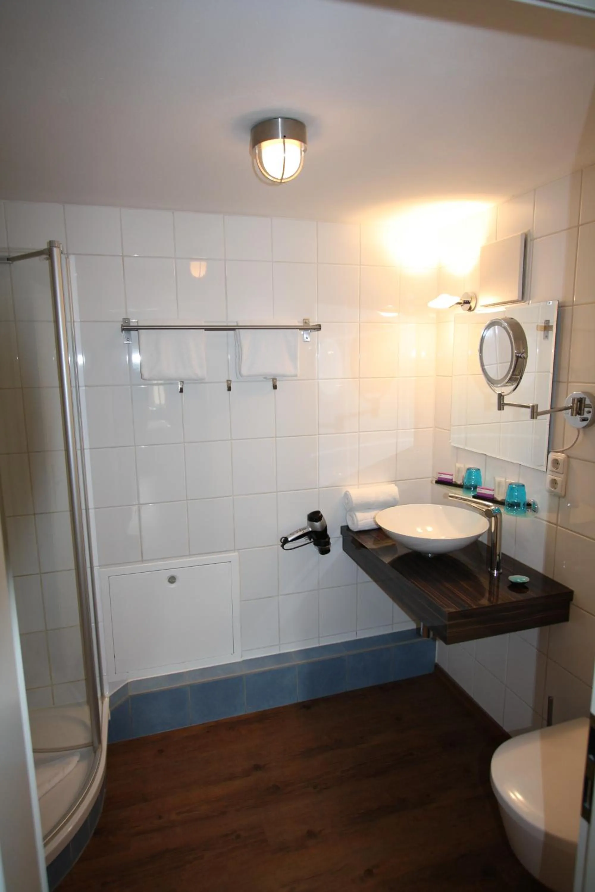 Bathroom in Elements Hotel