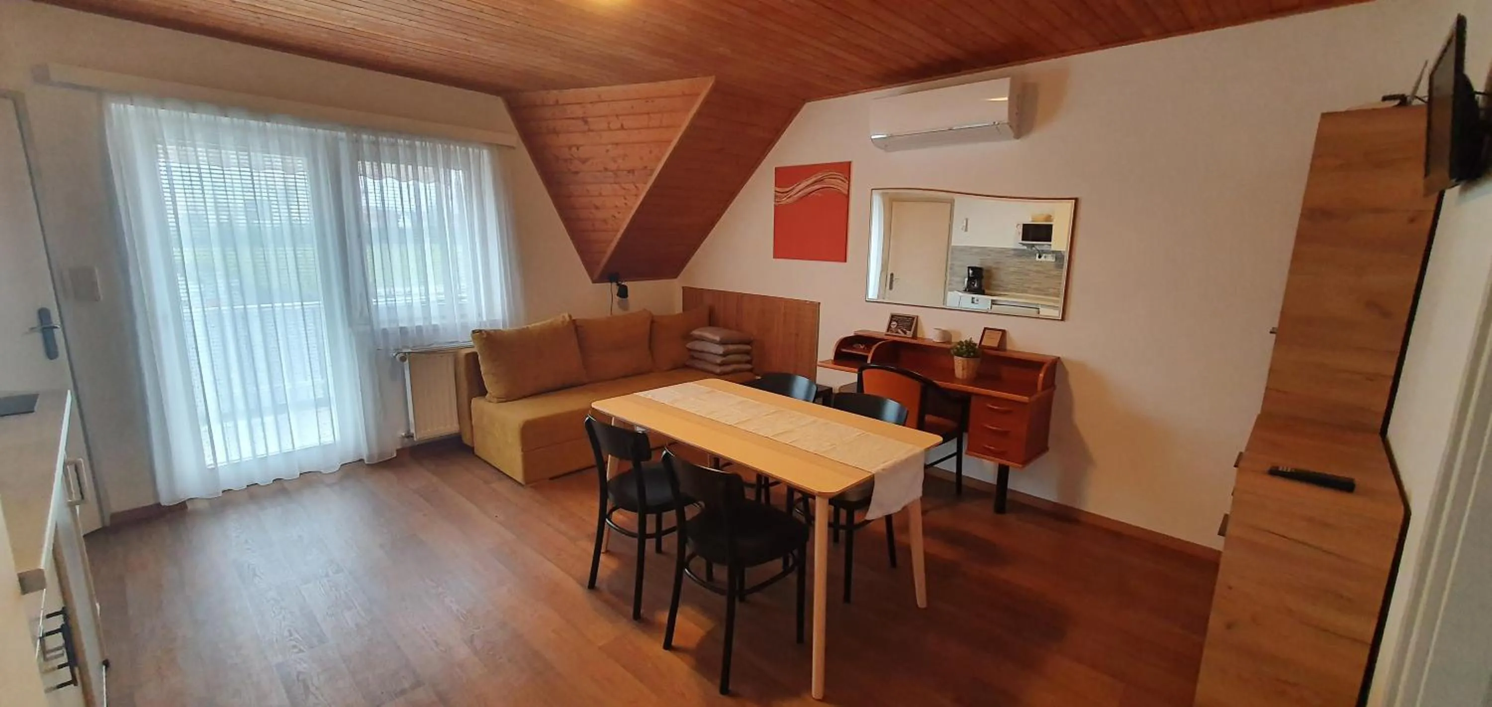 Living room in ForRest Apartman