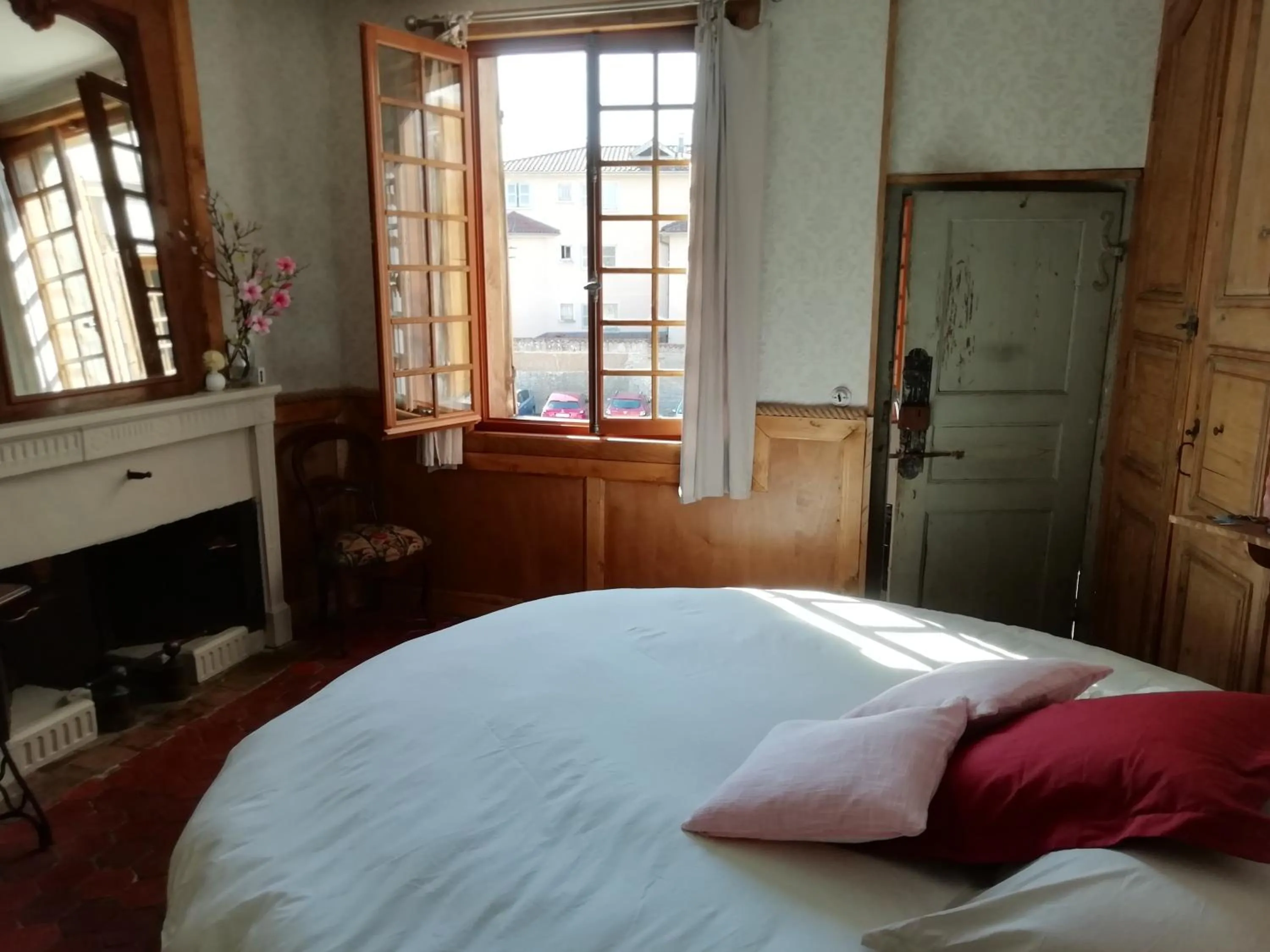 Bed in La Tour Mandot