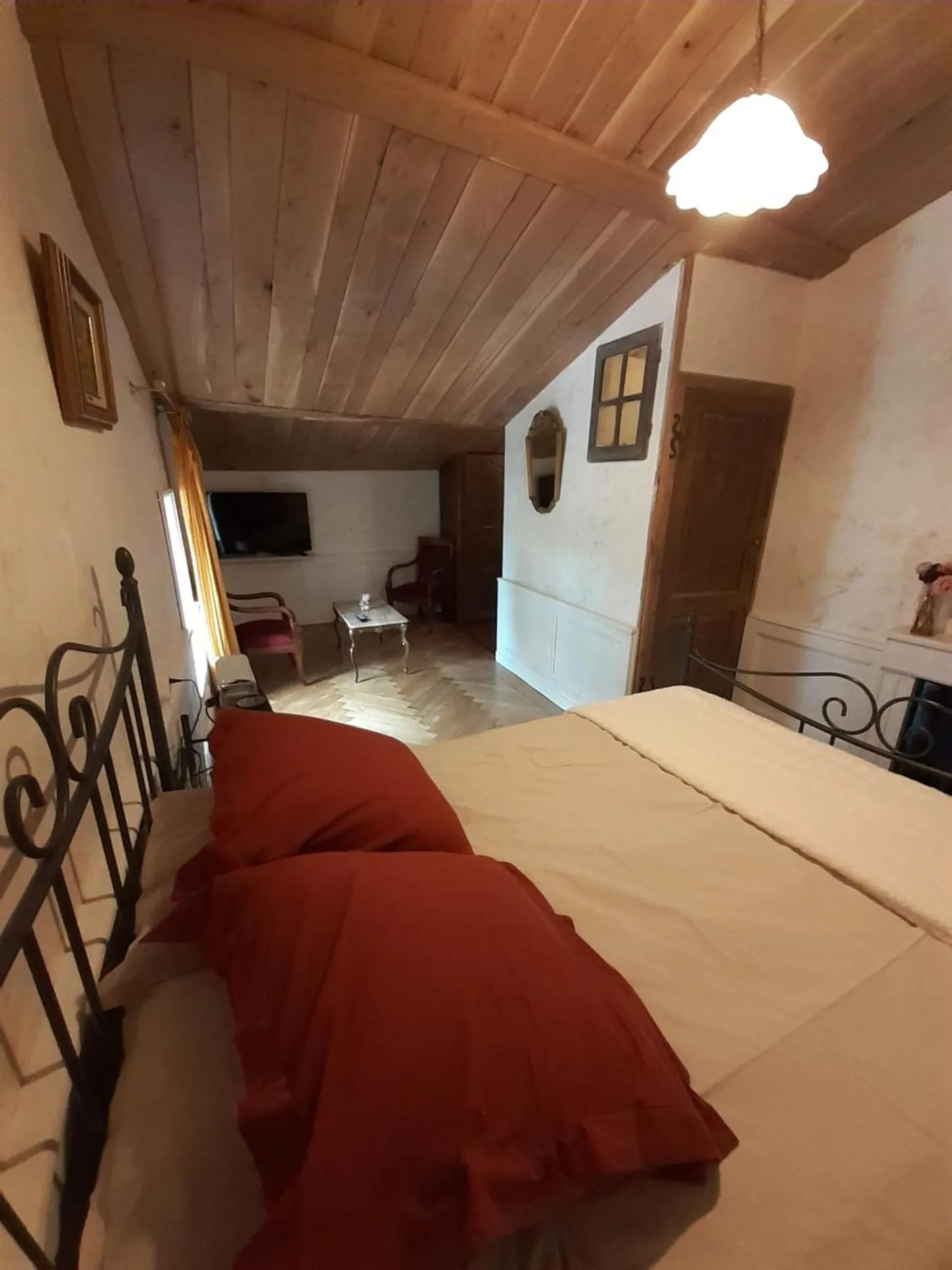 Bed in La Tour Mandot