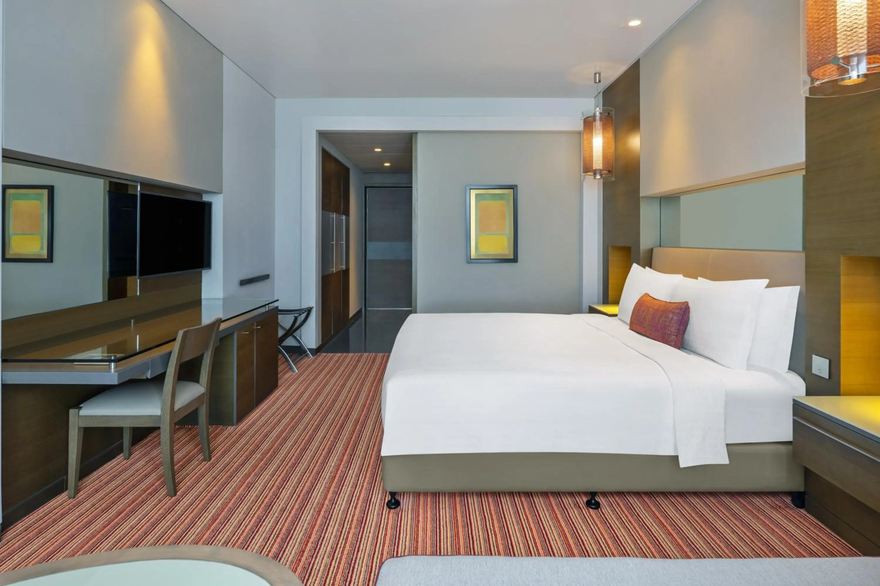 Bed in Park Rotana Abu Dhabi