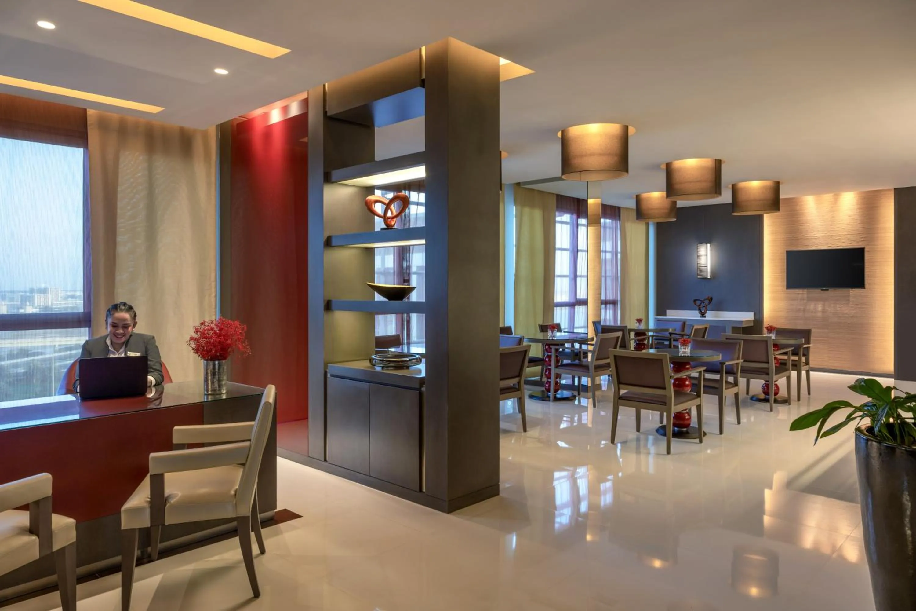 Lounge or bar in Park Rotana Abu Dhabi