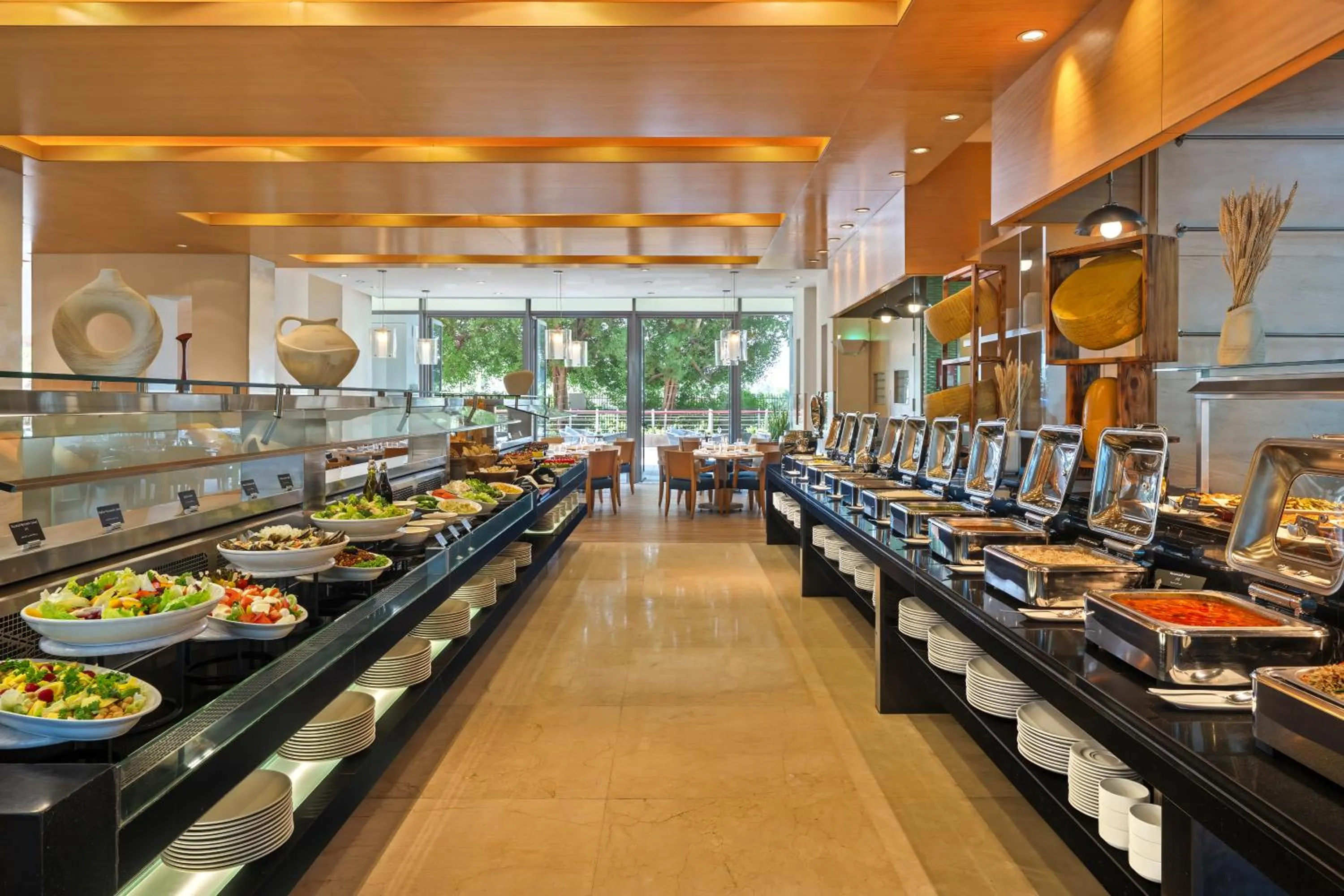 Food in Park Rotana Abu Dhabi