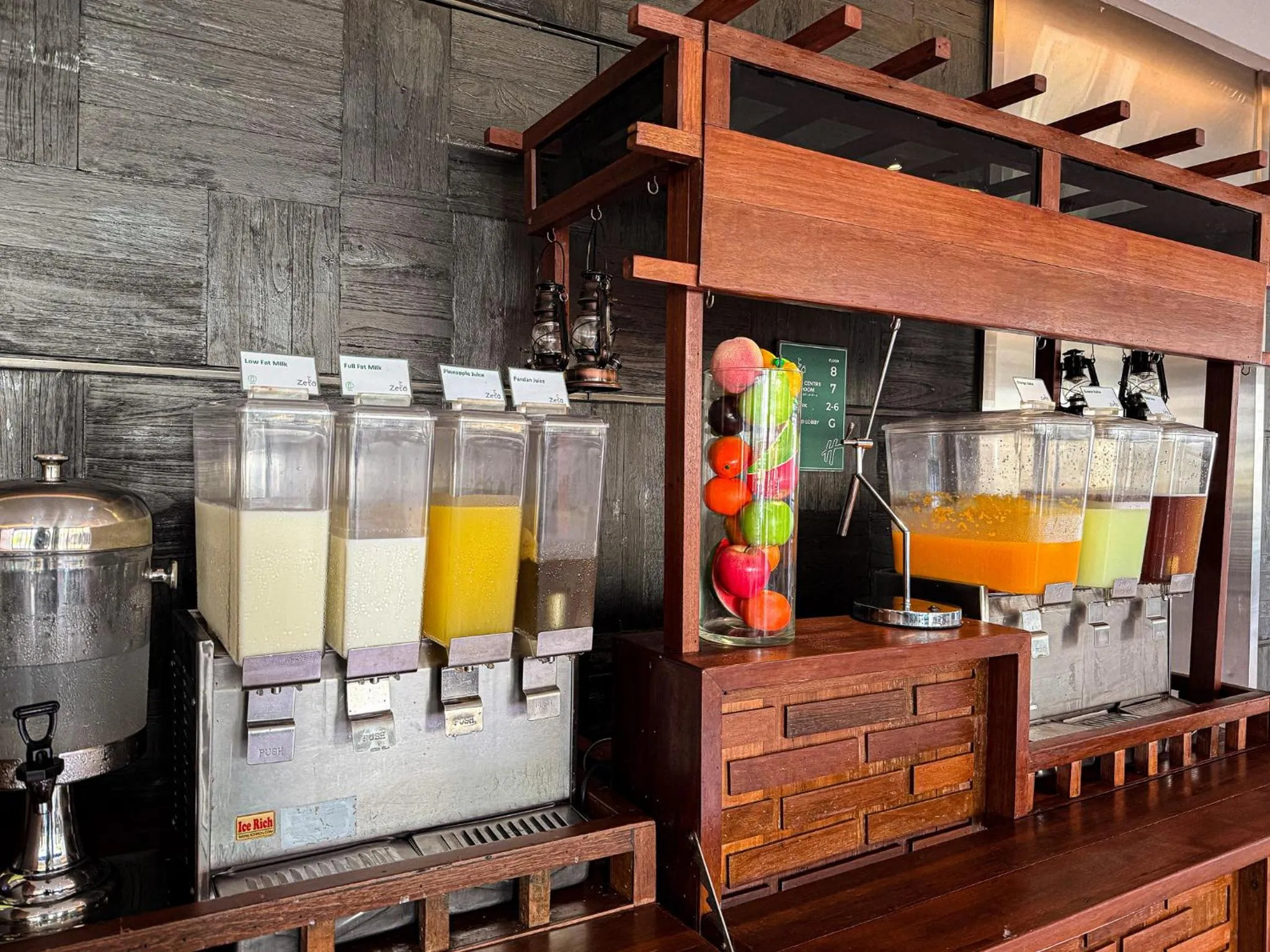 Breakfast in Holiday Inn Bangkok Sukhumvit by IHG