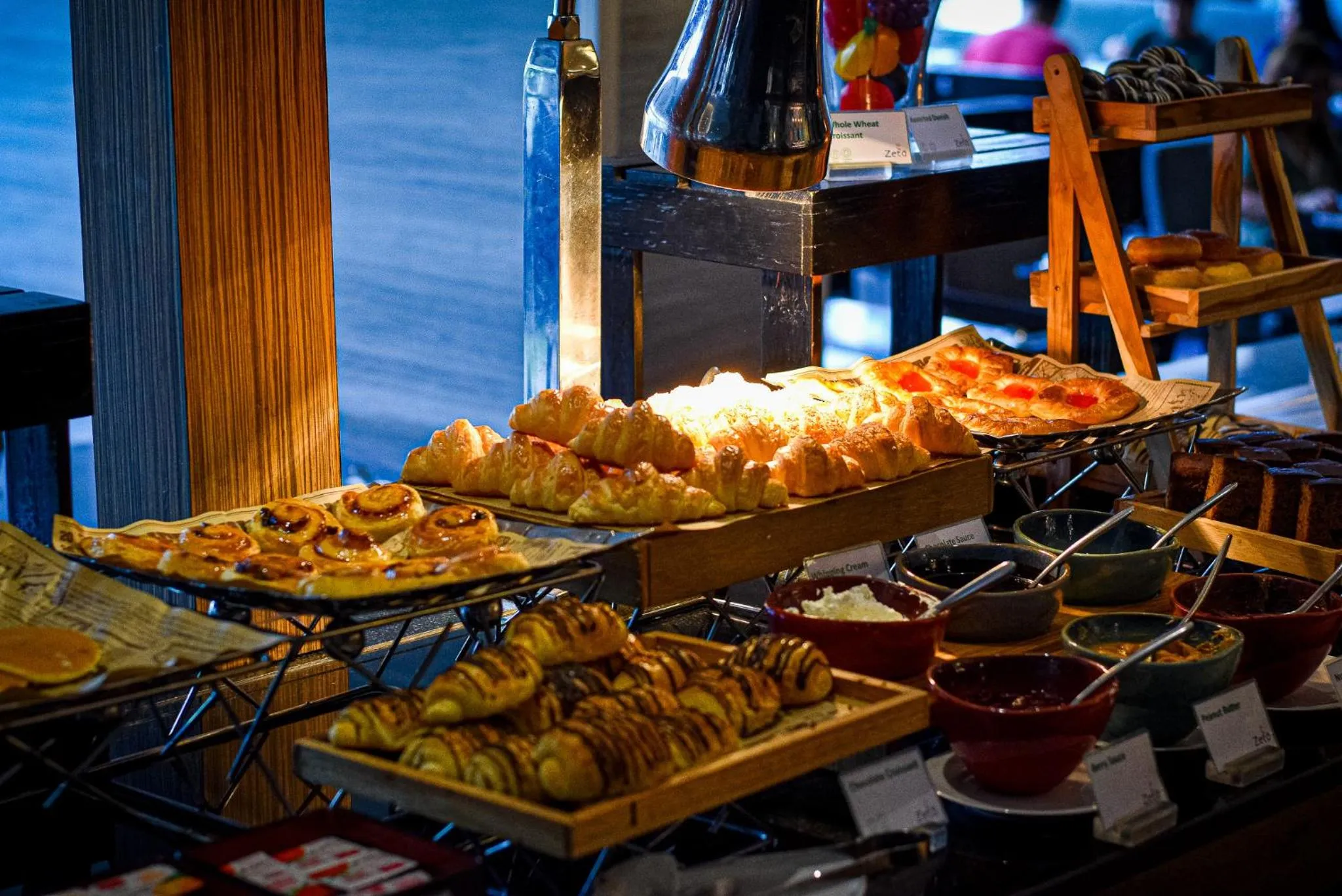 Breakfast in Holiday Inn Bangkok Sukhumvit by IHG