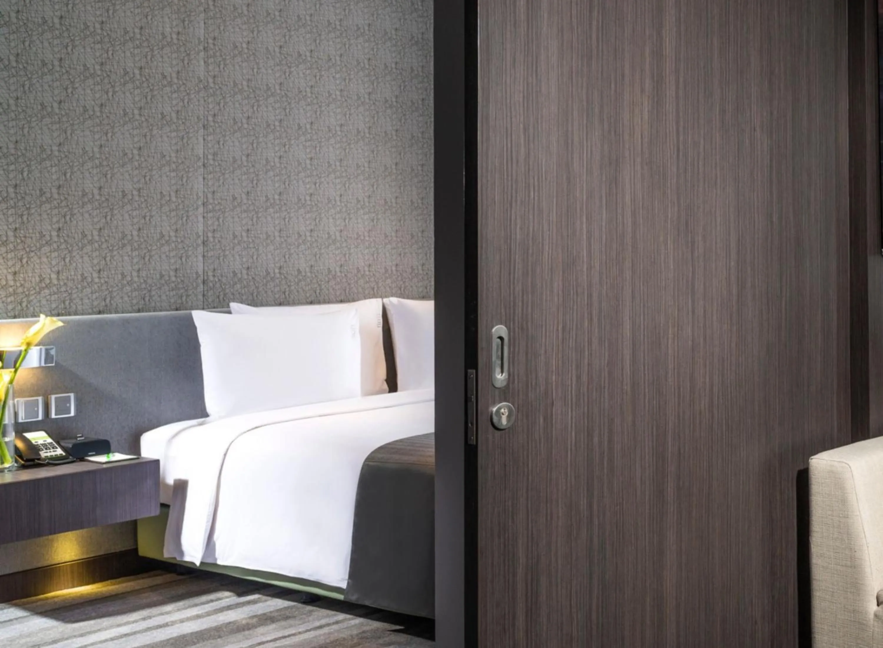 Bedroom, Bed in Holiday Inn Bangkok Sukhumvit by IHG