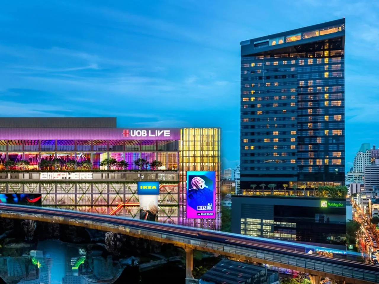 Property building in Holiday Inn Bangkok Sukhumvit by IHG