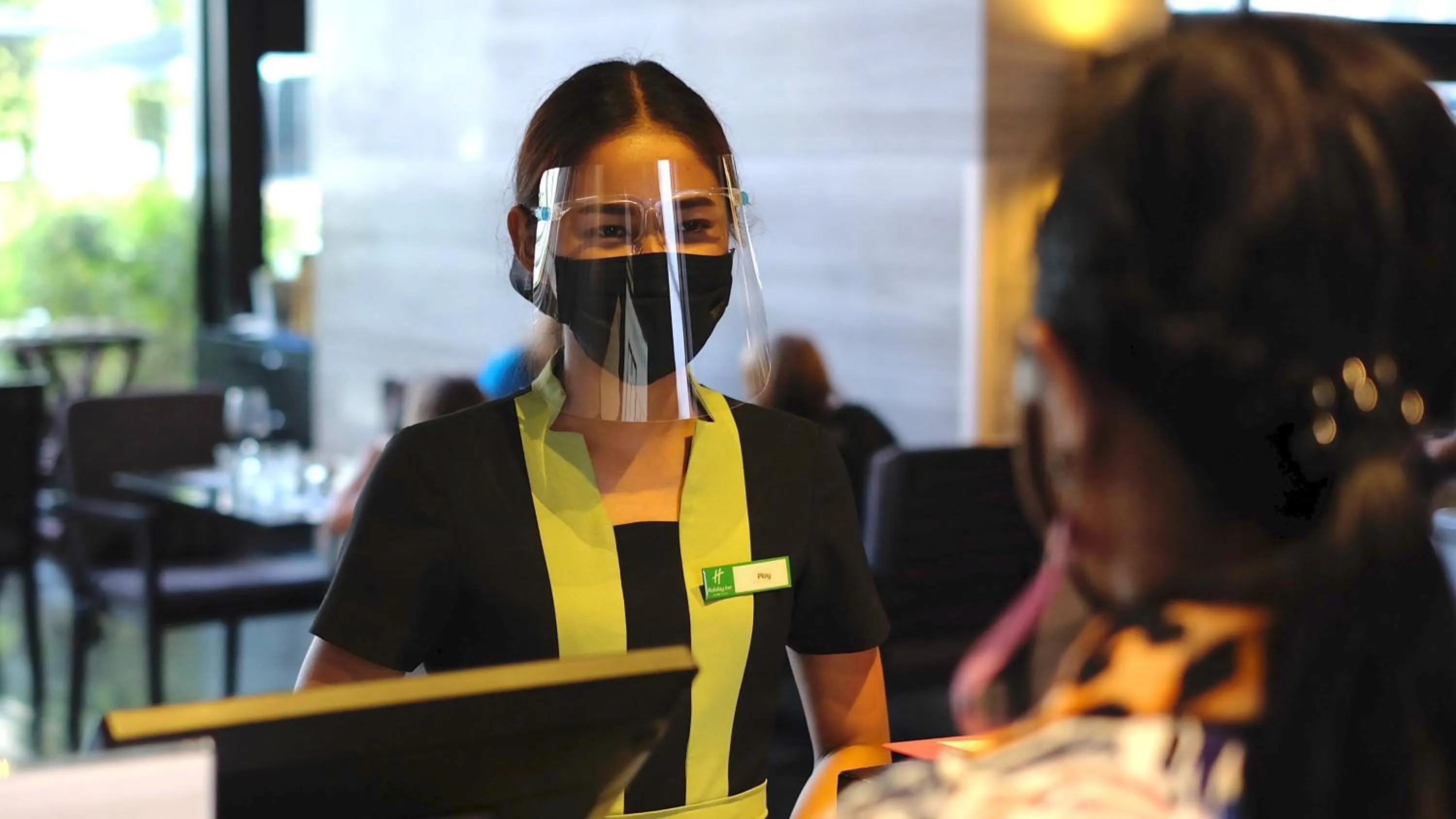 Restaurant/places to eat in Holiday Inn Bangkok Sukhumvit by IHG