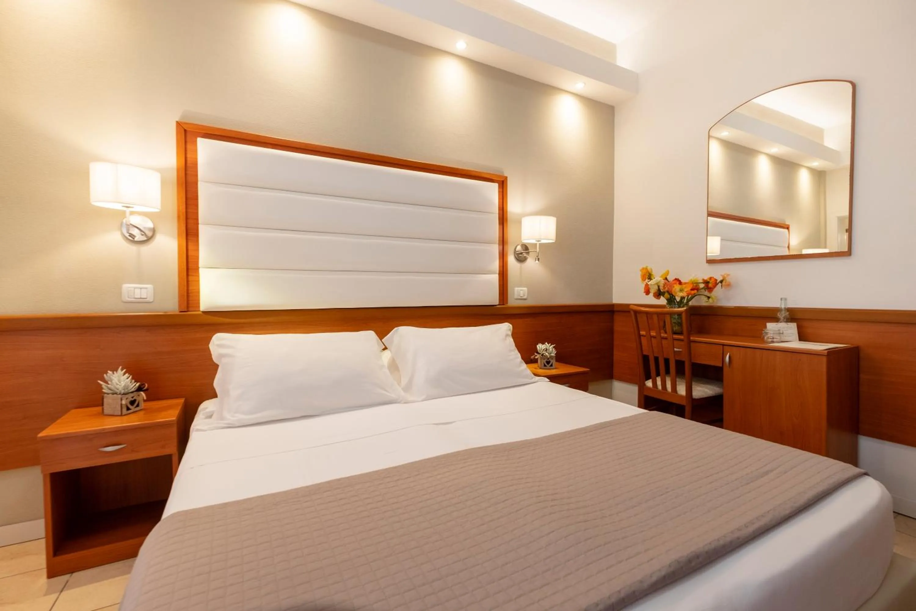 Double or Twin Room in Hotel Elios