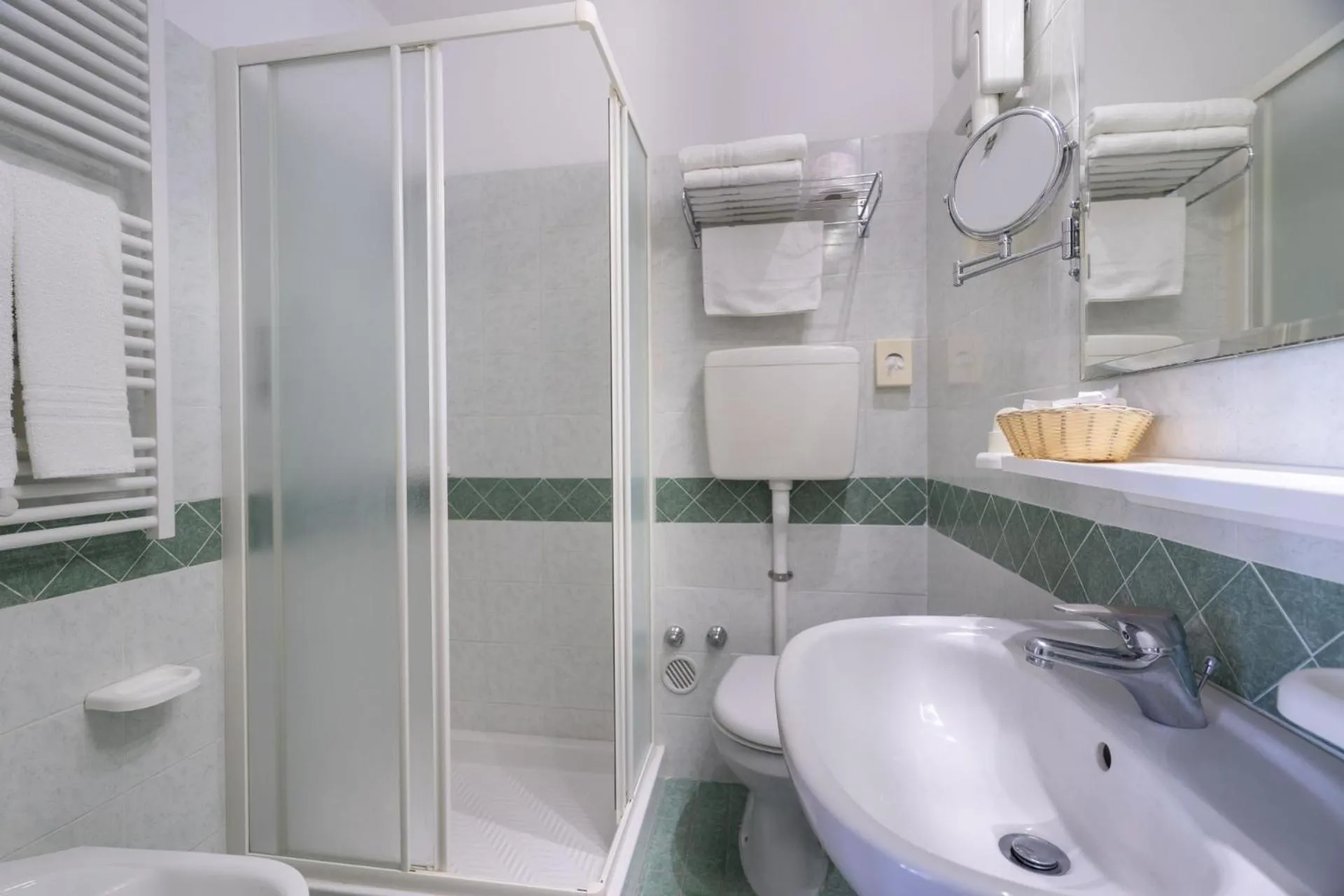 Bathroom in Hotel Elios