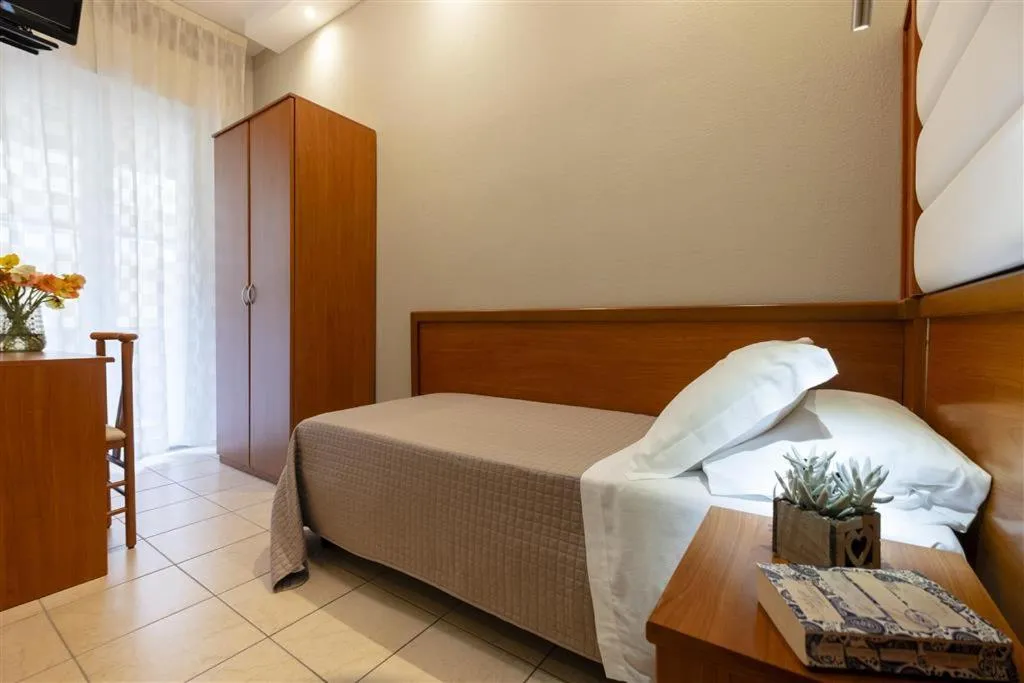 Photo of the whole room, Bed in Hotel Elios