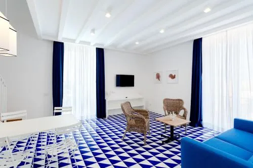 Maison Blu - Intimate GuestHouse