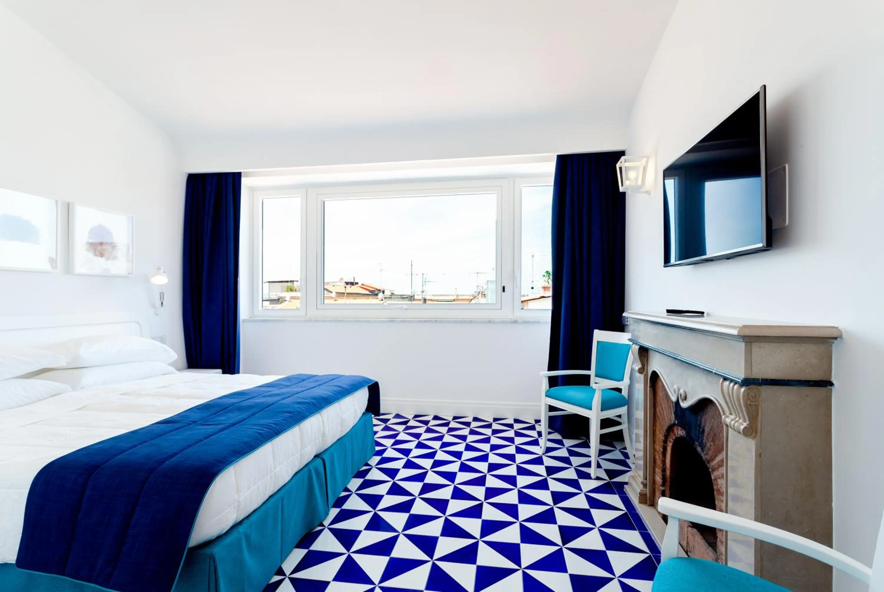 Bed in Maison Blu - Intimate GuestHouse