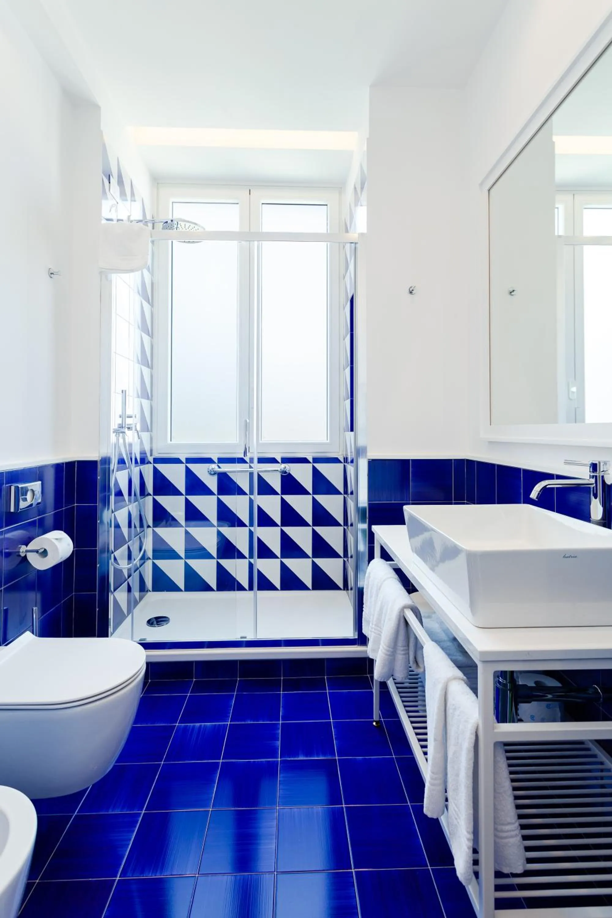 Maison Blu - Intimate GuestHouse