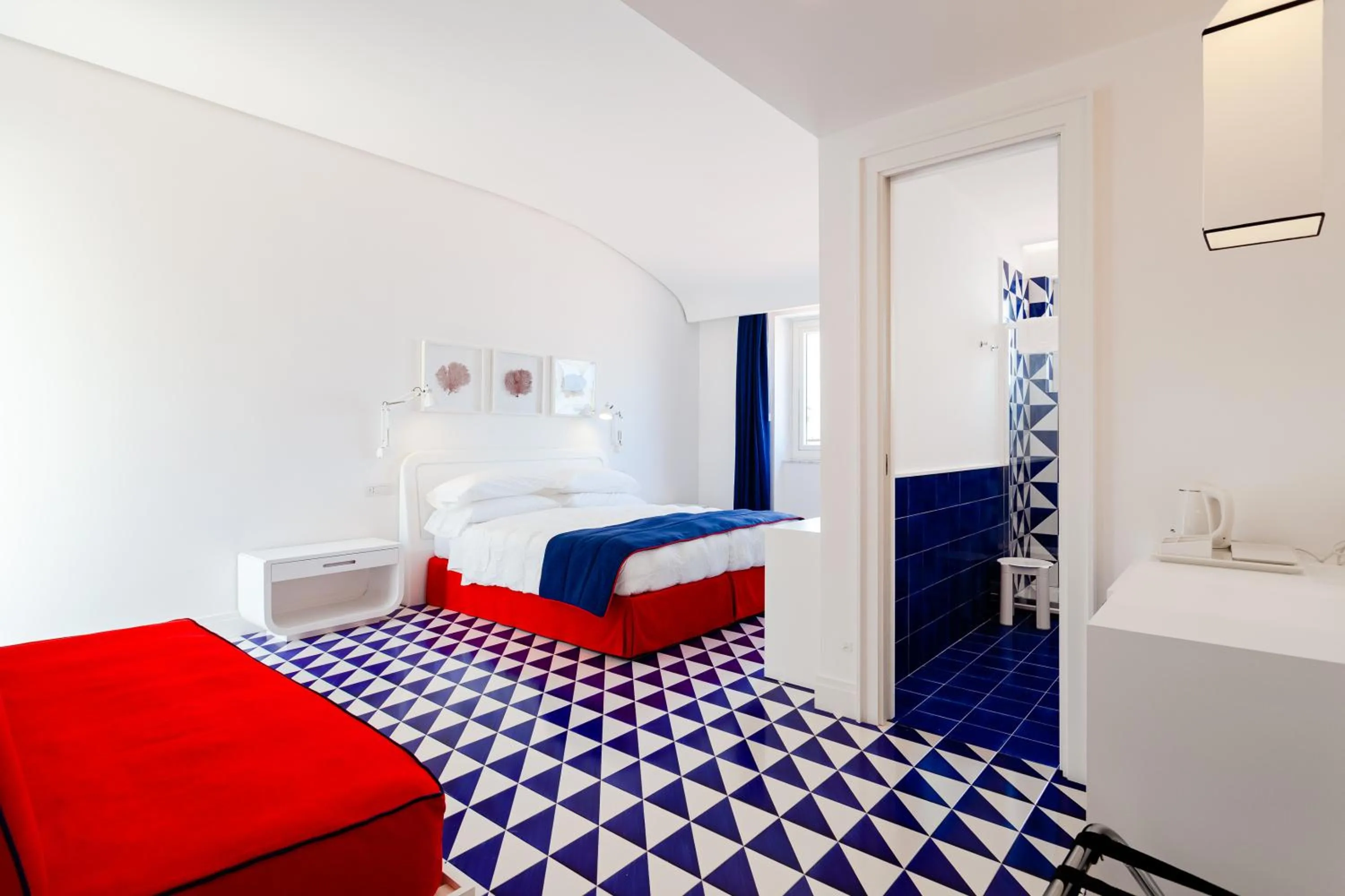 Bed in Maison Blu - Intimate GuestHouse