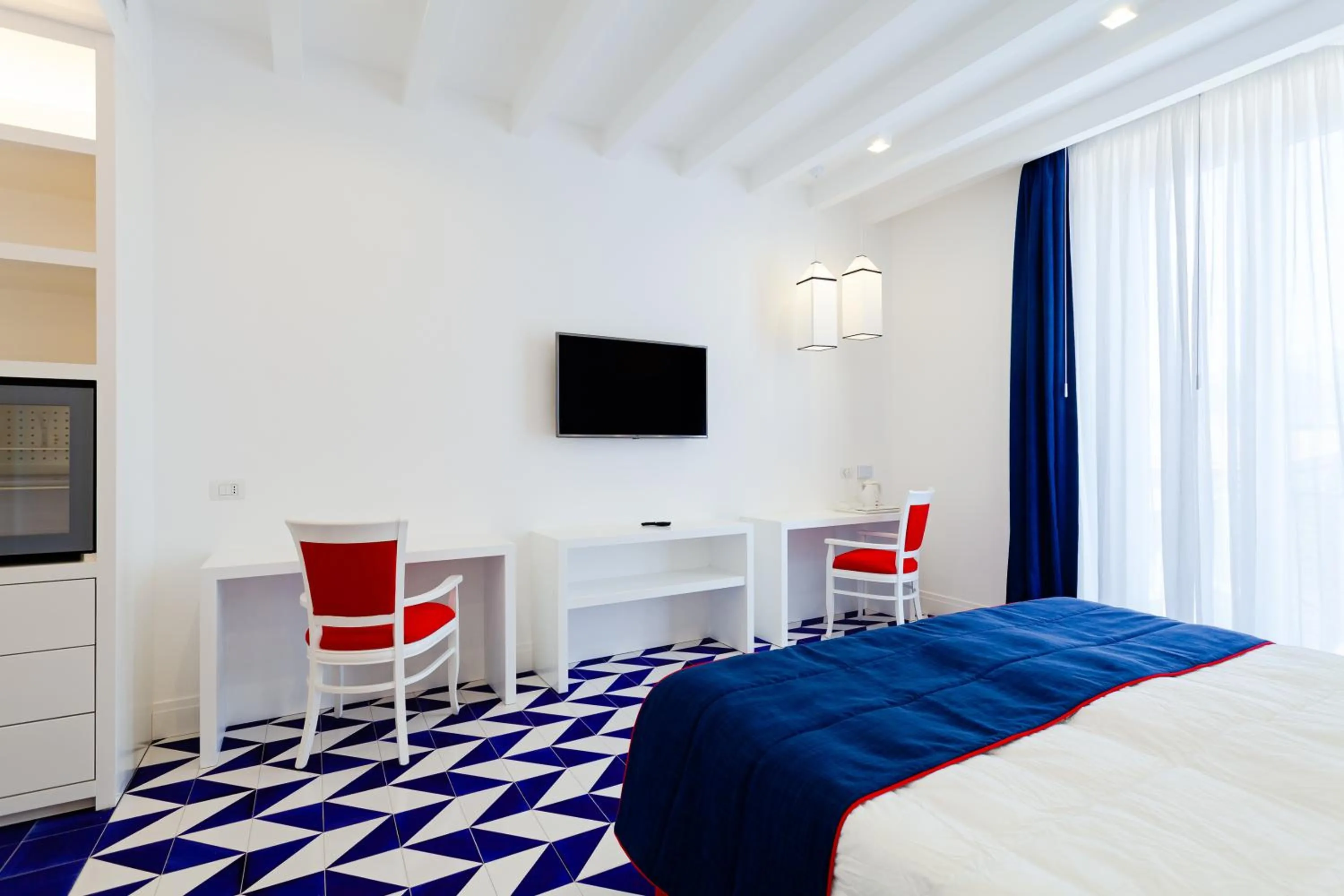 Bed in Maison Blu - Intimate GuestHouse